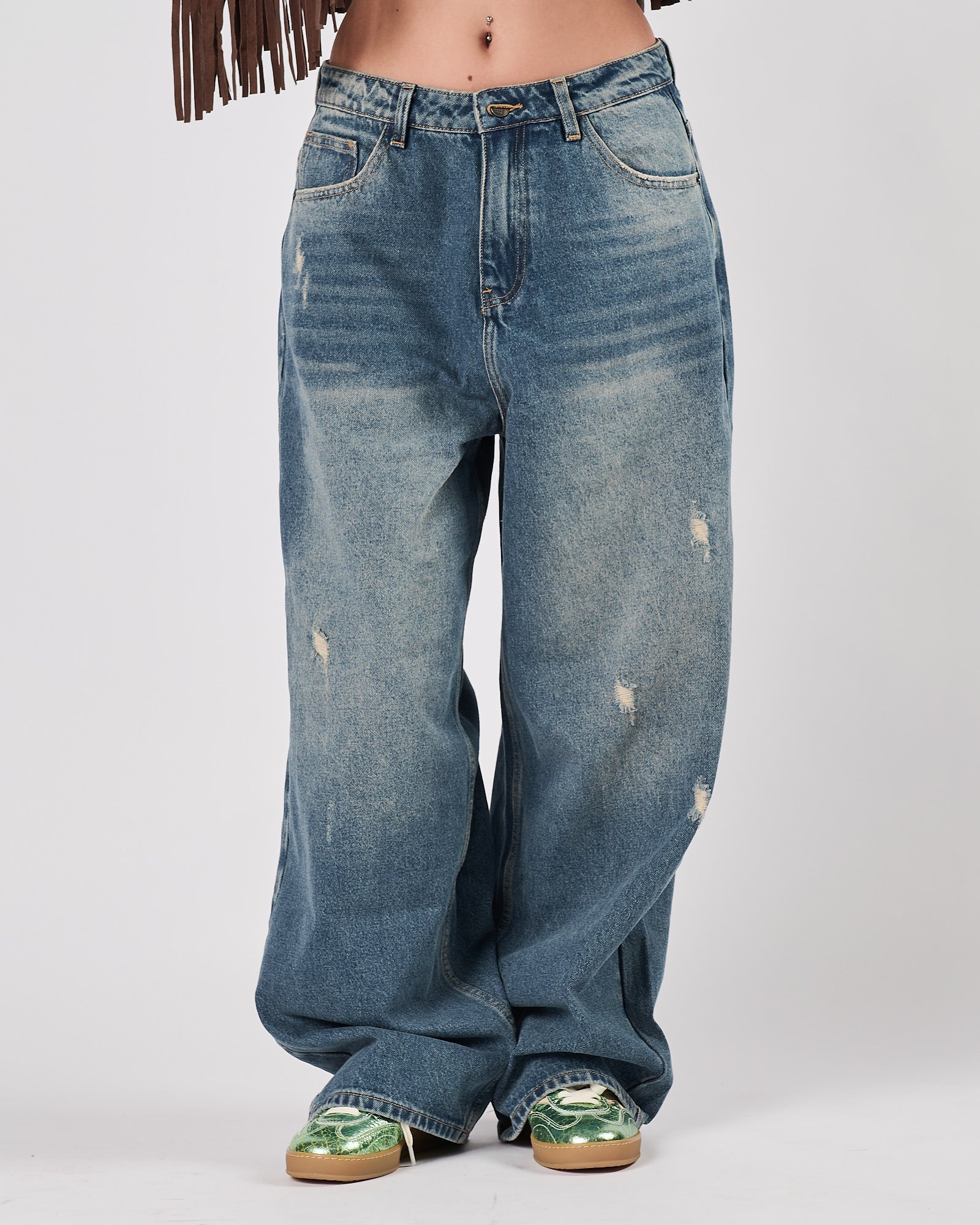 Jeans Eleh largo blu lavato con rotture