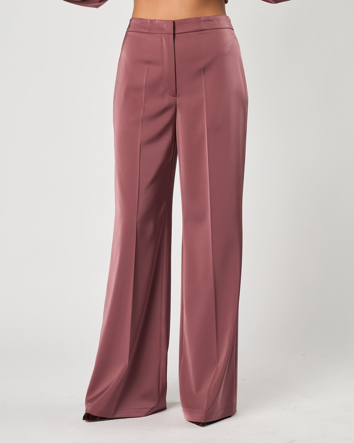 Pantalone Silence in satin wine