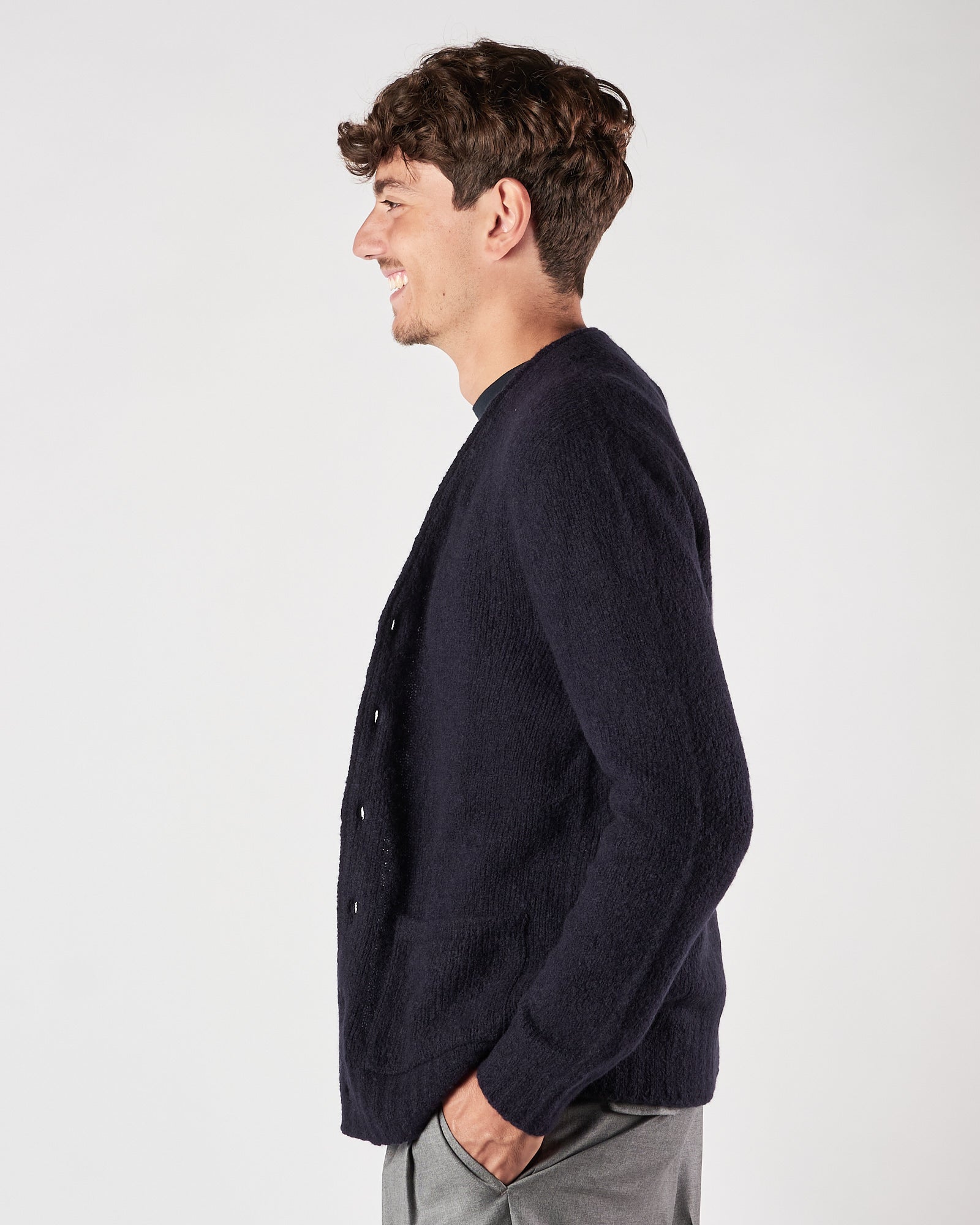 Cardigan A|STORE con bottoni blu