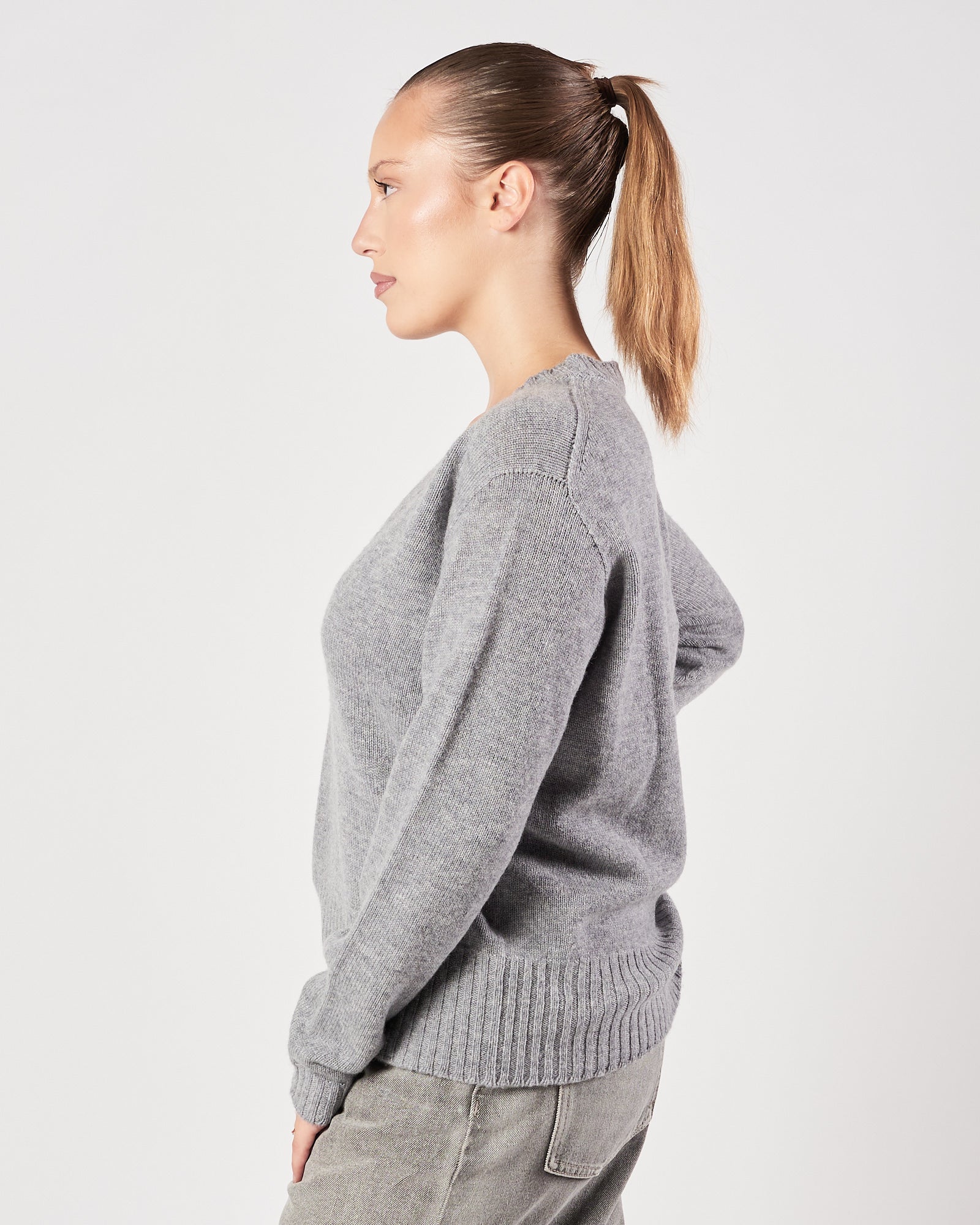 Maglia A|STORE scollo v grigia