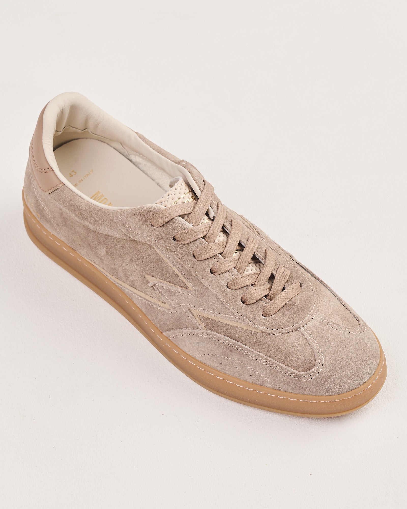 Sneaker Moaconcept in suede tortora