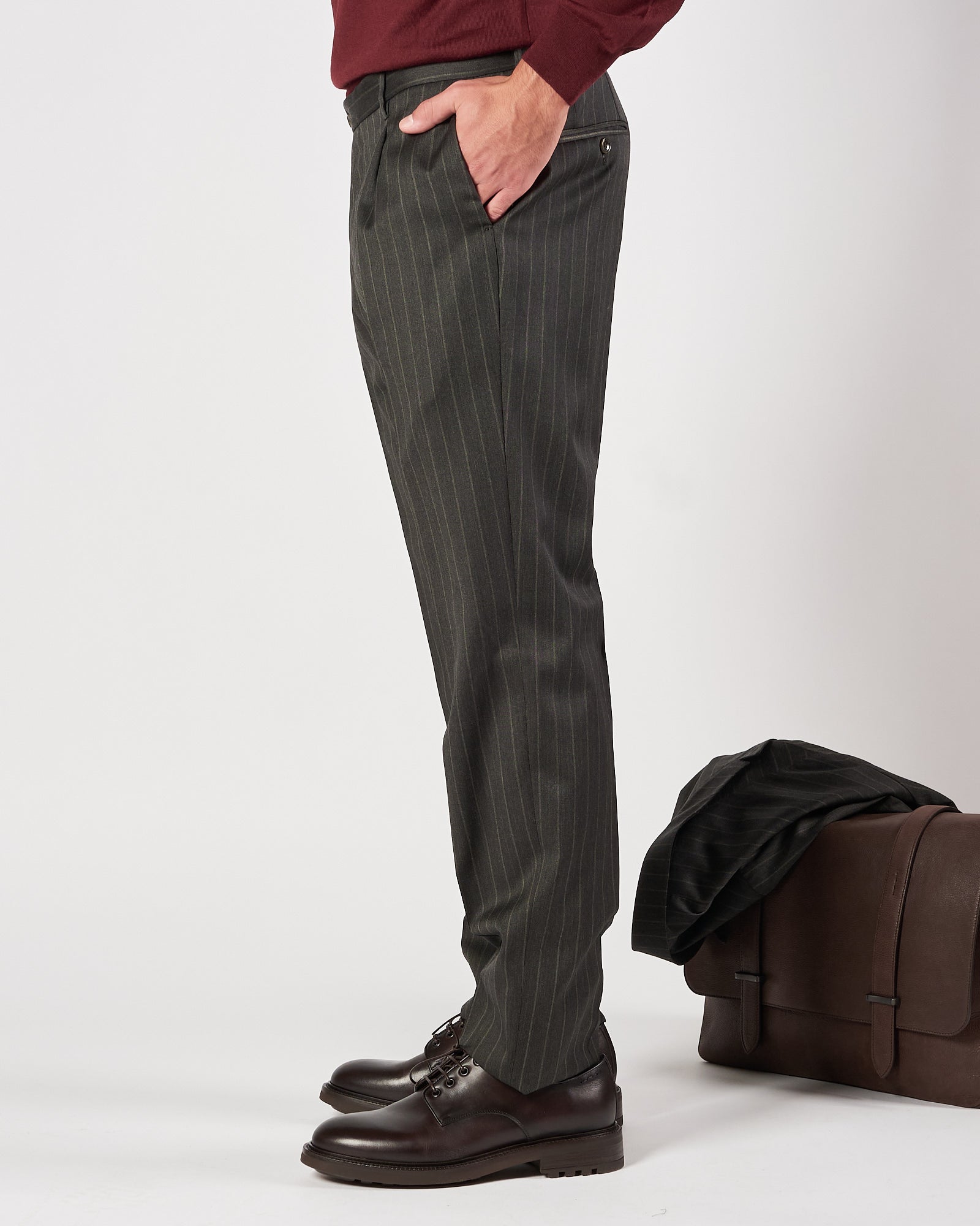 Abito Tagliatore doppio petto quattro bottoni gessato verde