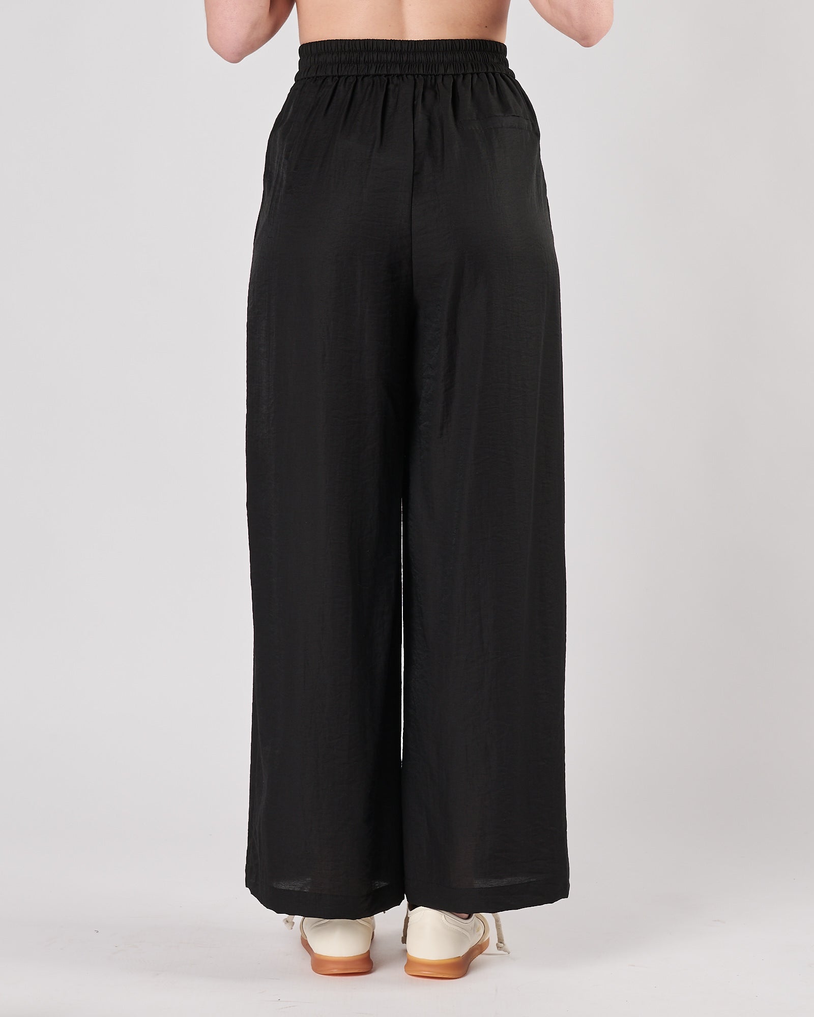 Pantalone Eleh nero con pence