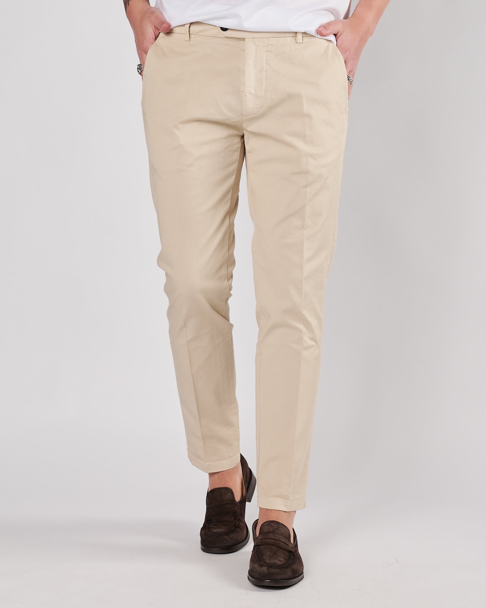 Pantalone A|STORE senza pence sabbia