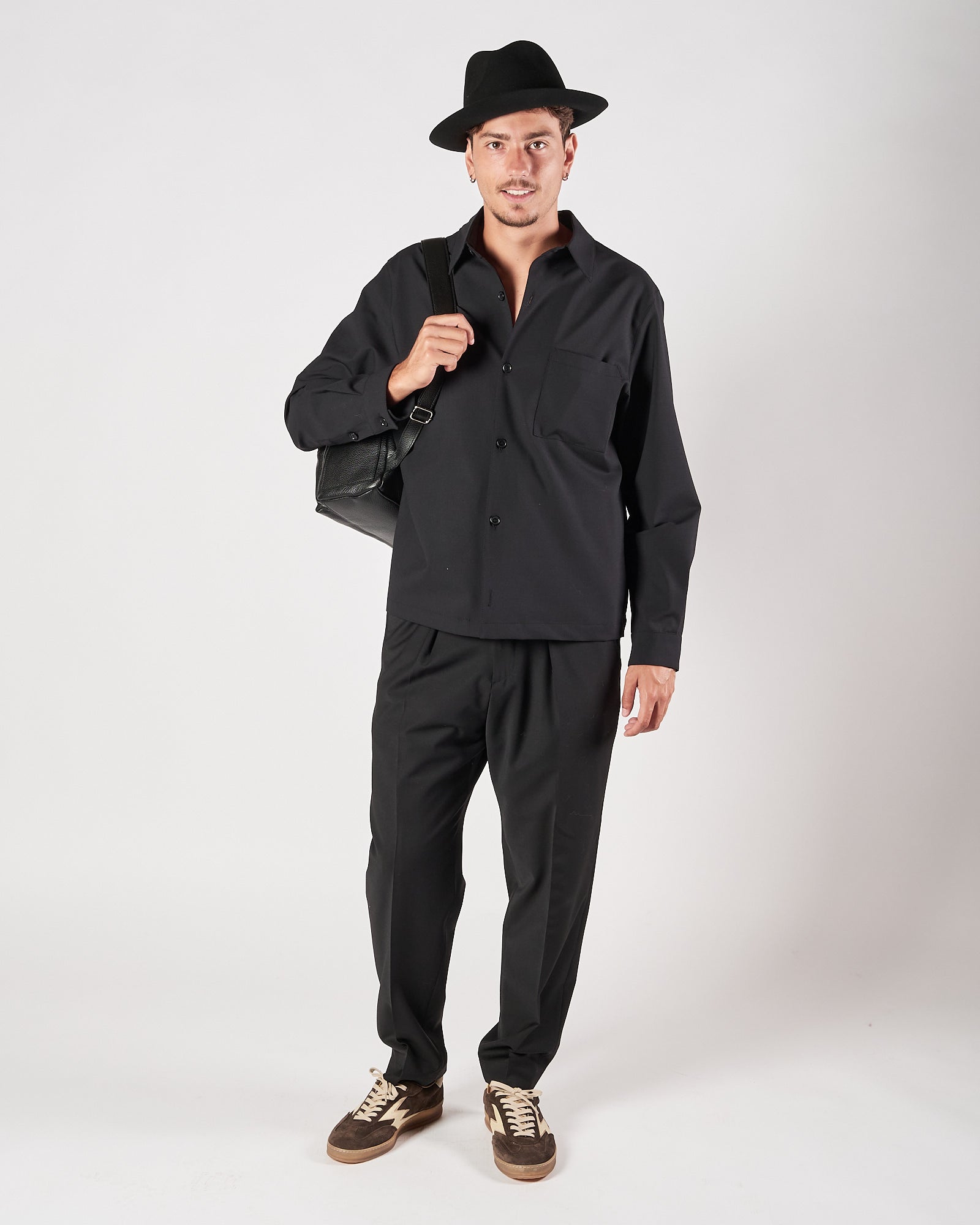 Pantalone A|STORE uomo in lana con pences nero