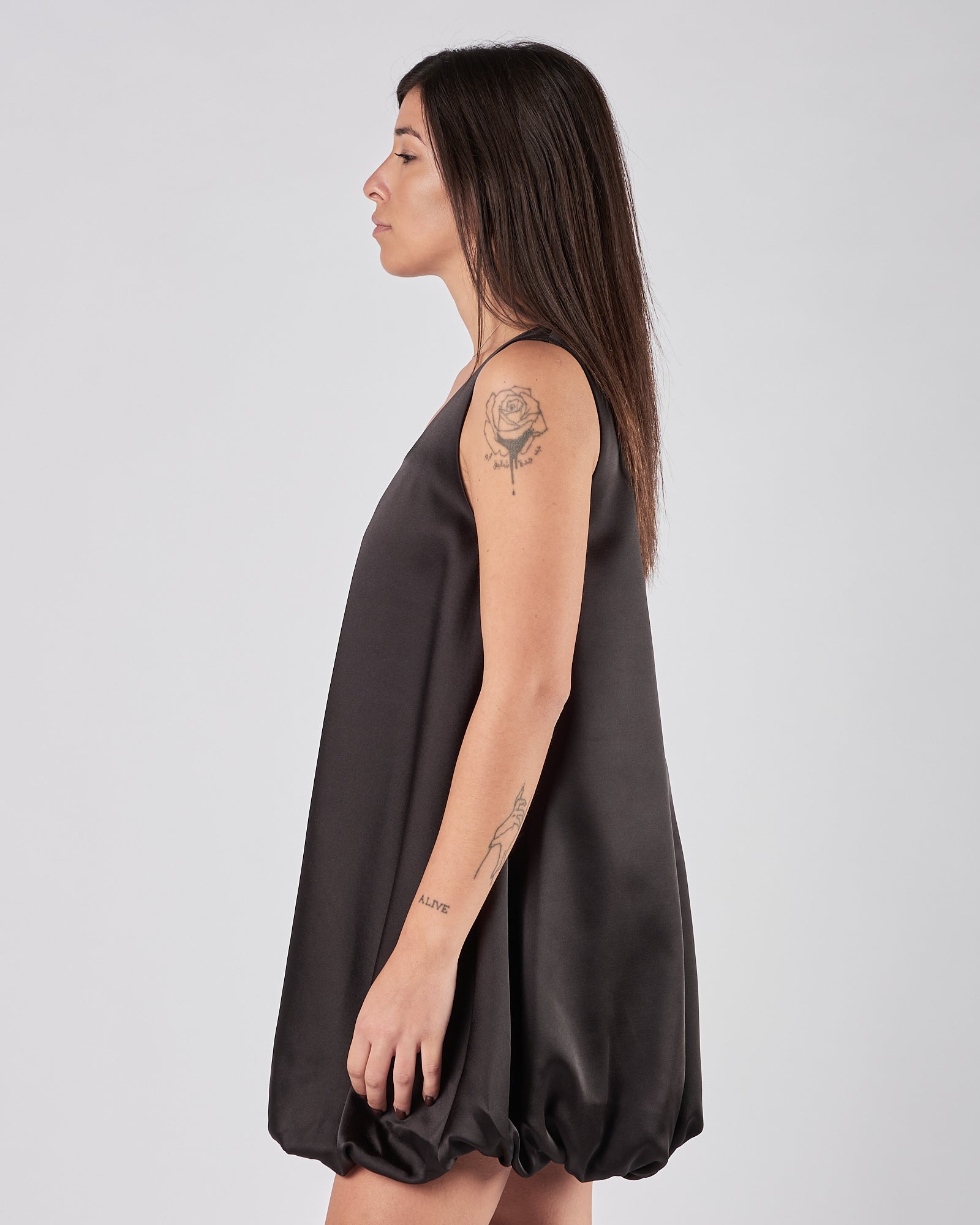 Abito Eleh corto in raso a palloncino nero