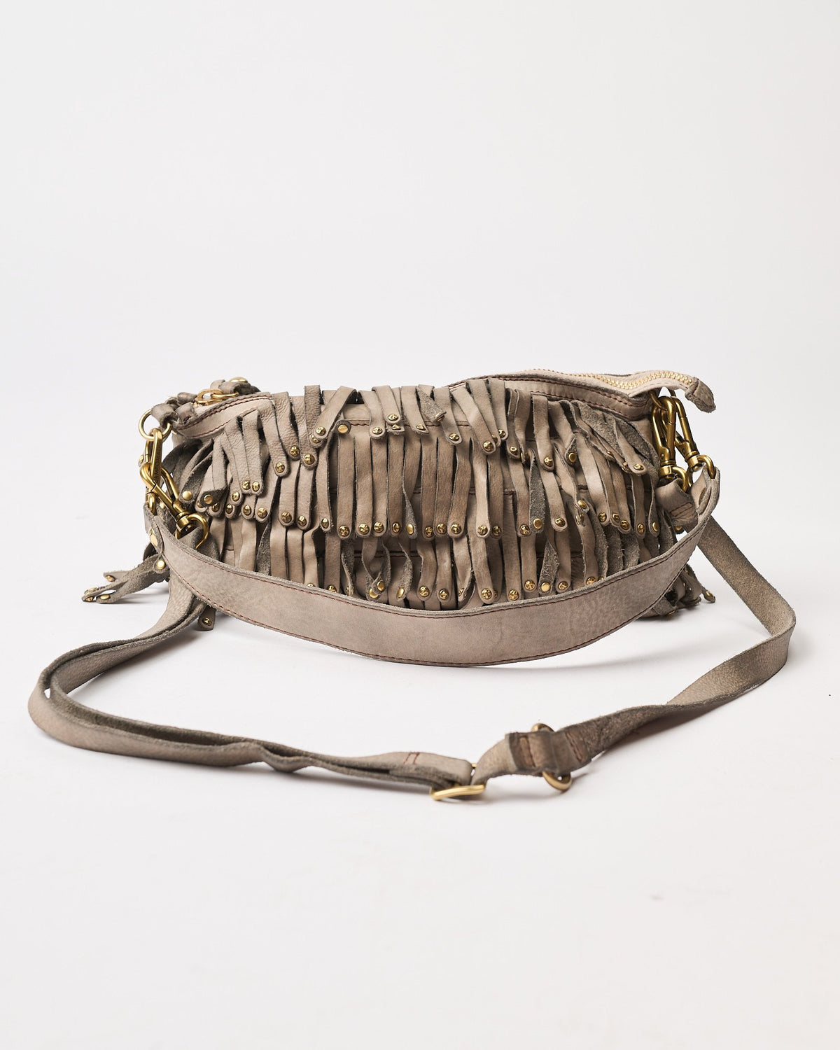 Borsa Campomaggi Natalia con frange e borchie grigia