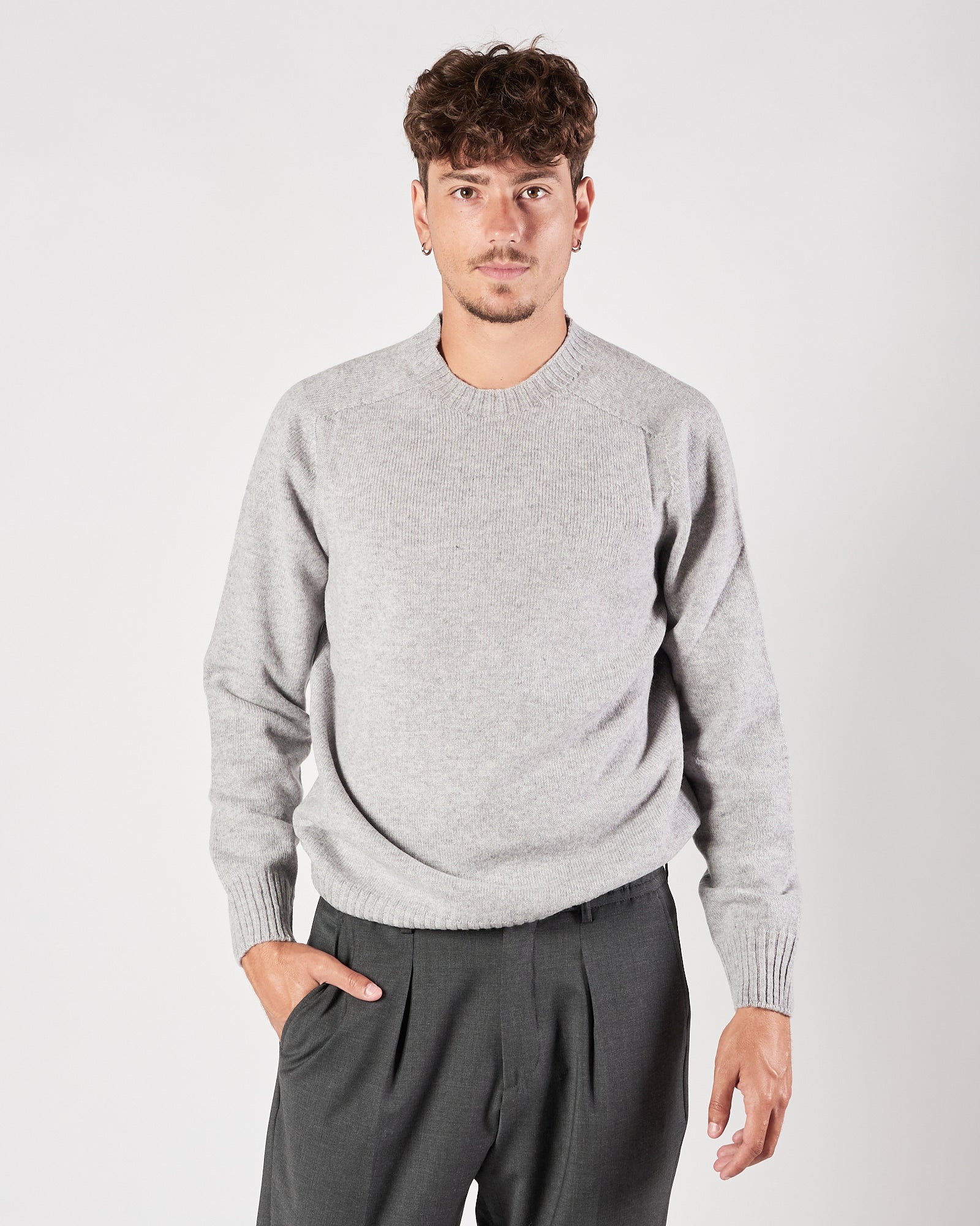 Maglia A|STORE in lana girocollo grigio