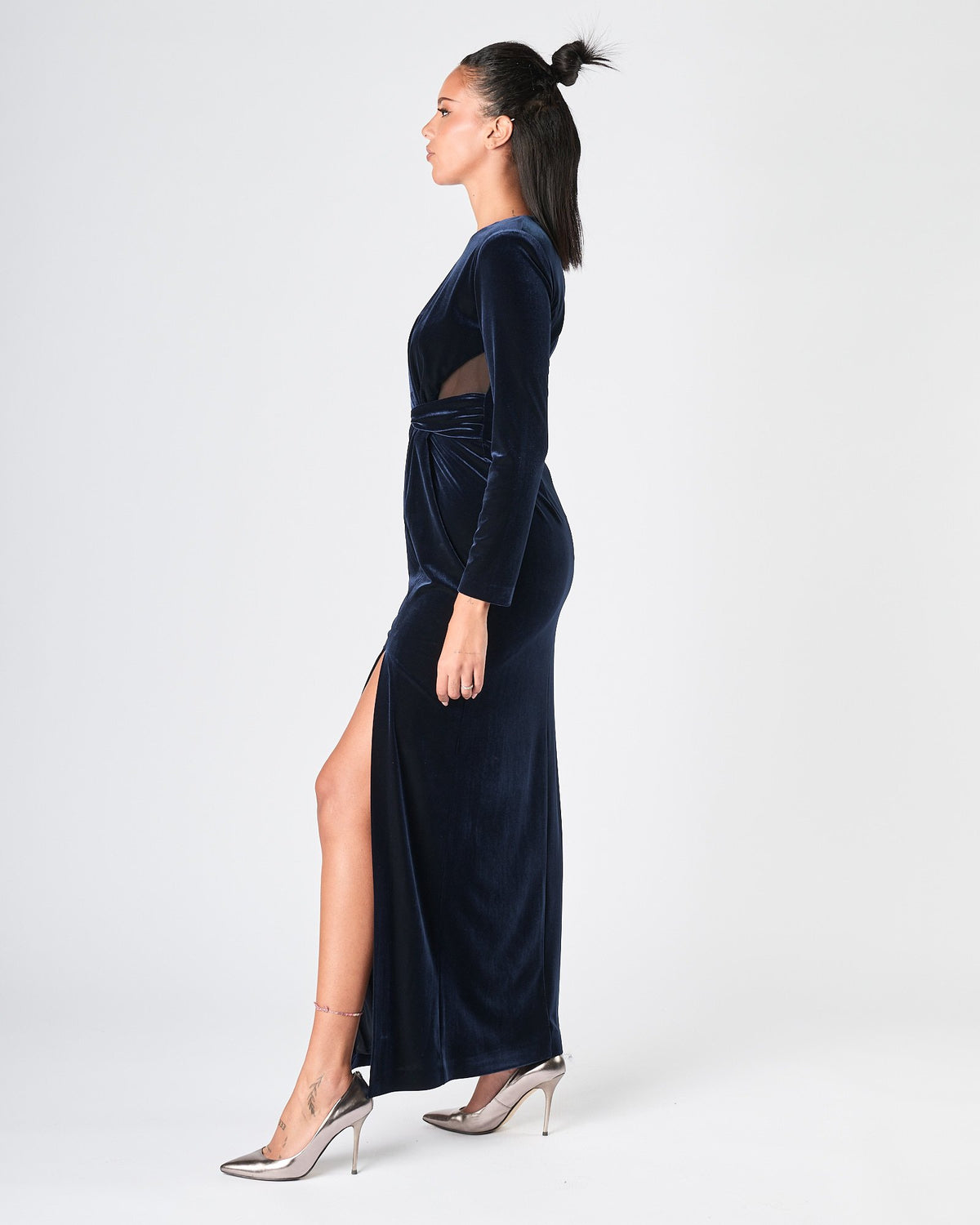 Abito Carla Ruiz in velluto blu