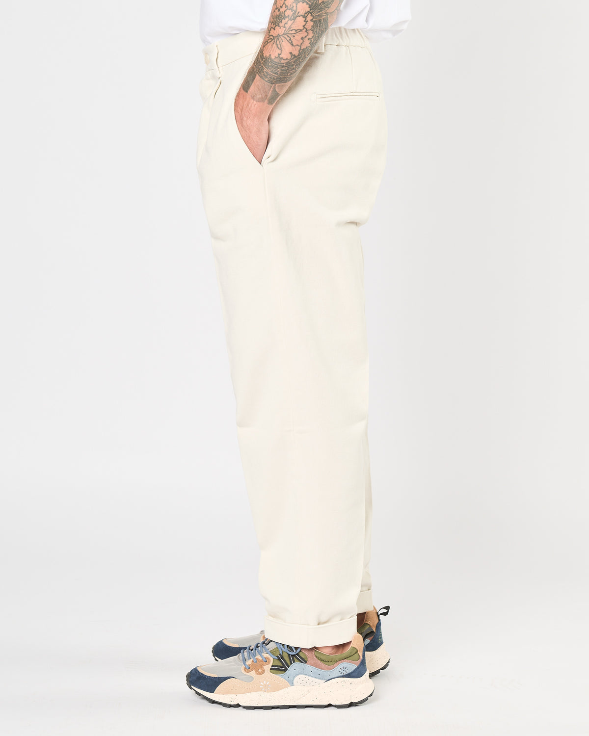 Pantalone Bonheur con una pence panna