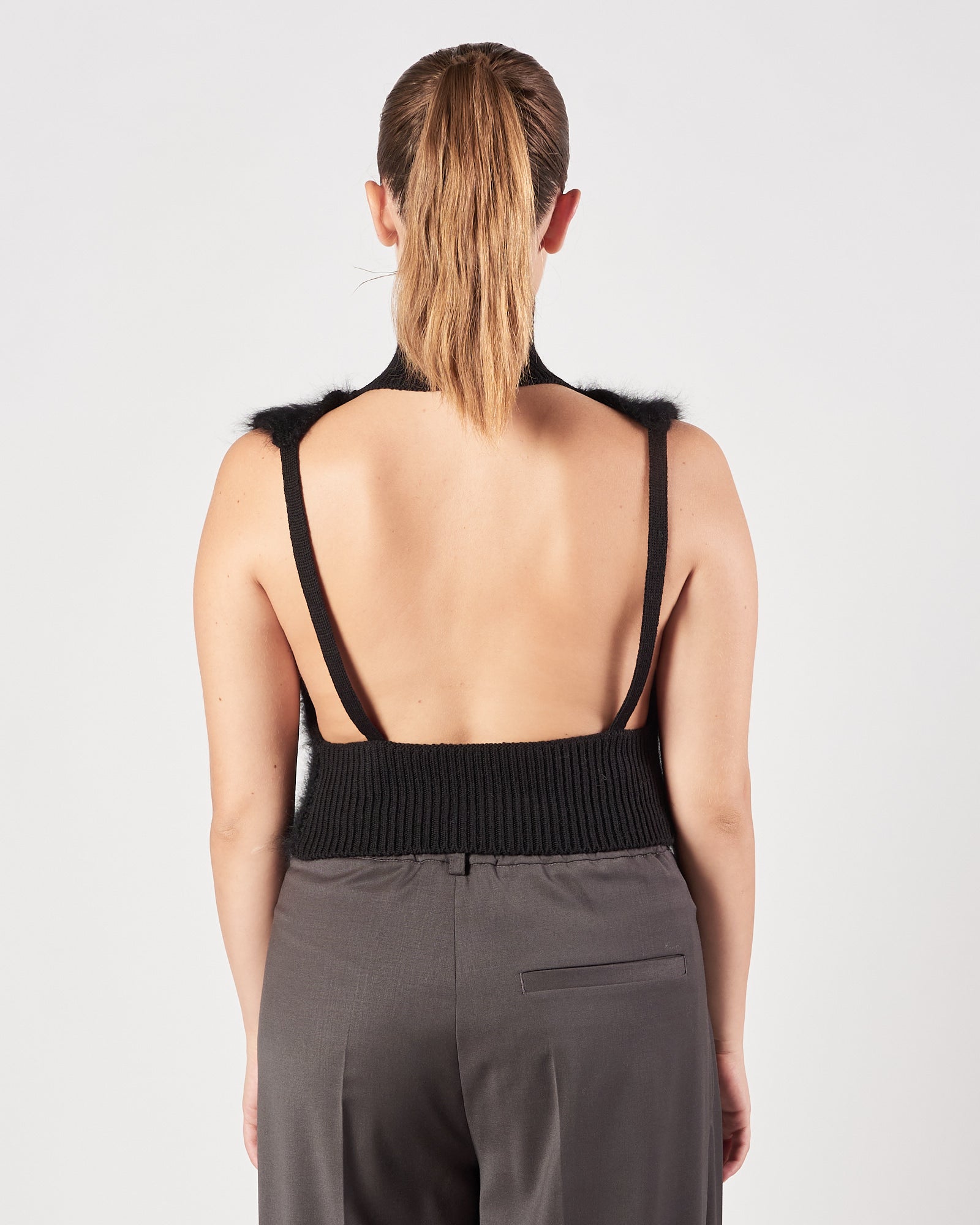 Maglia Tela9 in agora nera aperta dietro