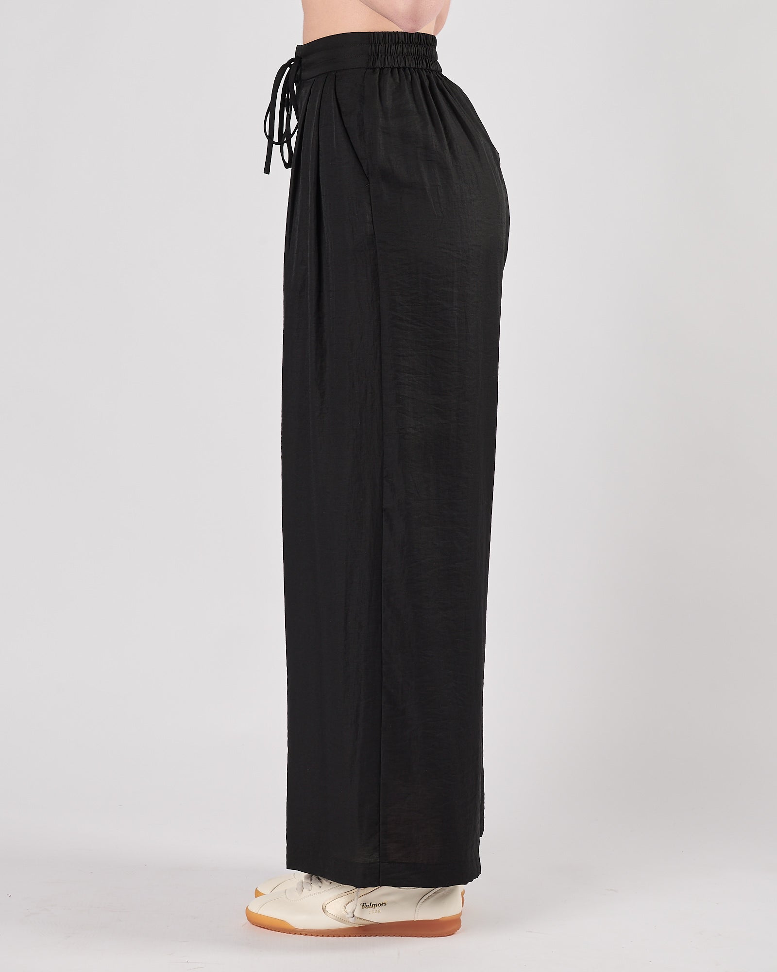 Pantalone Eleh nero con pence