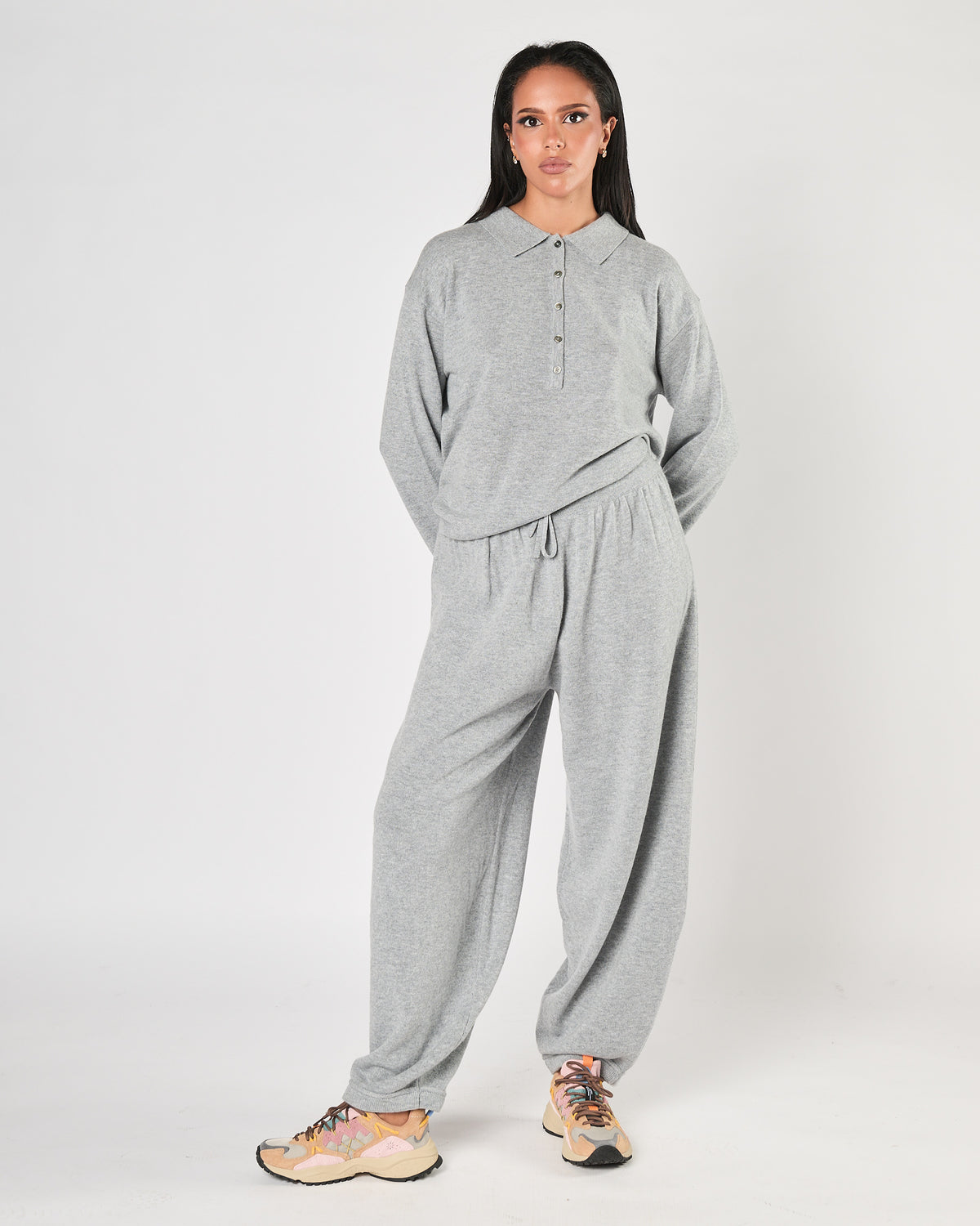 Polo Eleh in maglia grigia