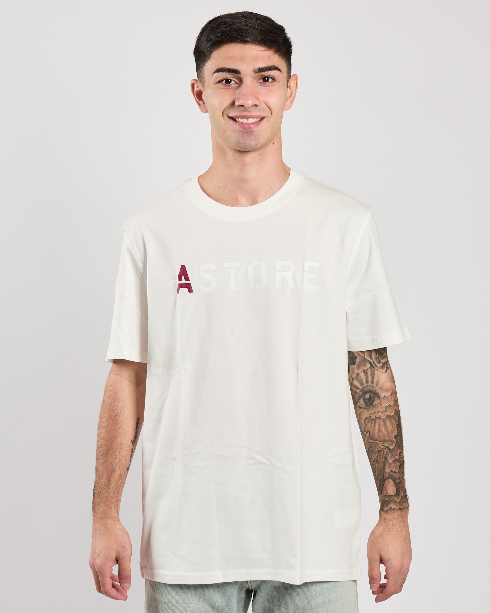 T-shirt A|STORE regular off-white con logo