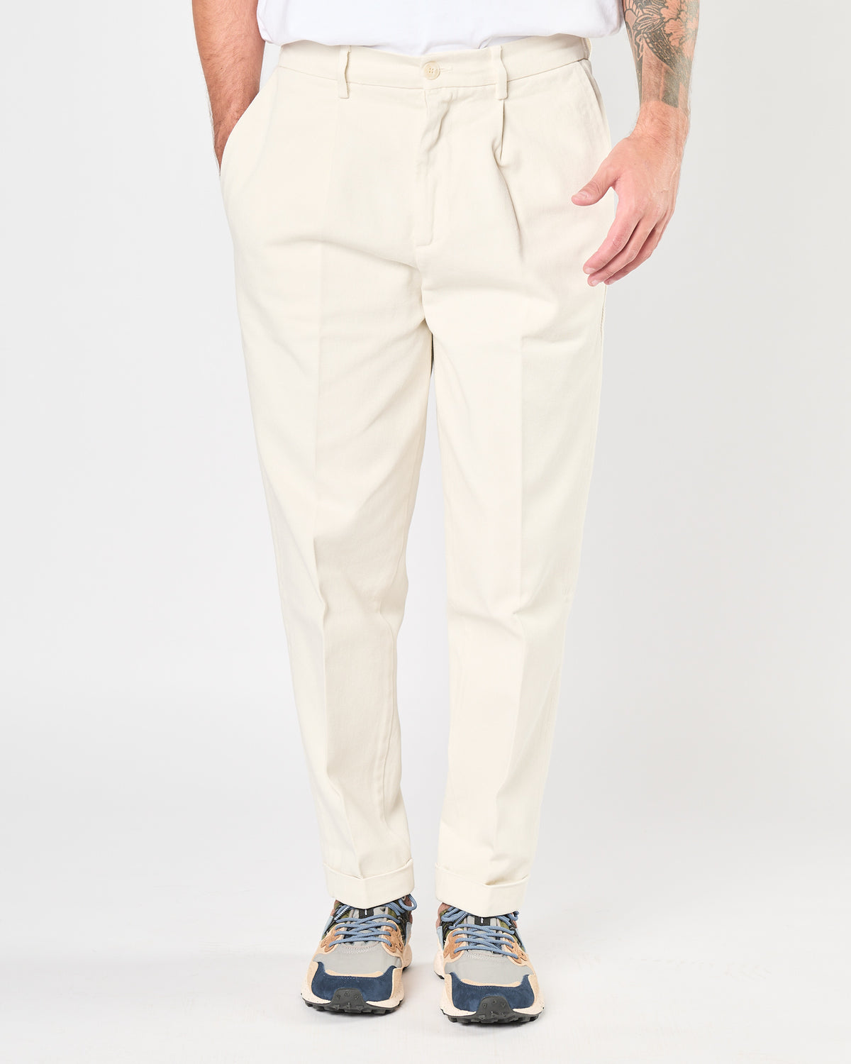 Pantalone Bonheur con una pence panna