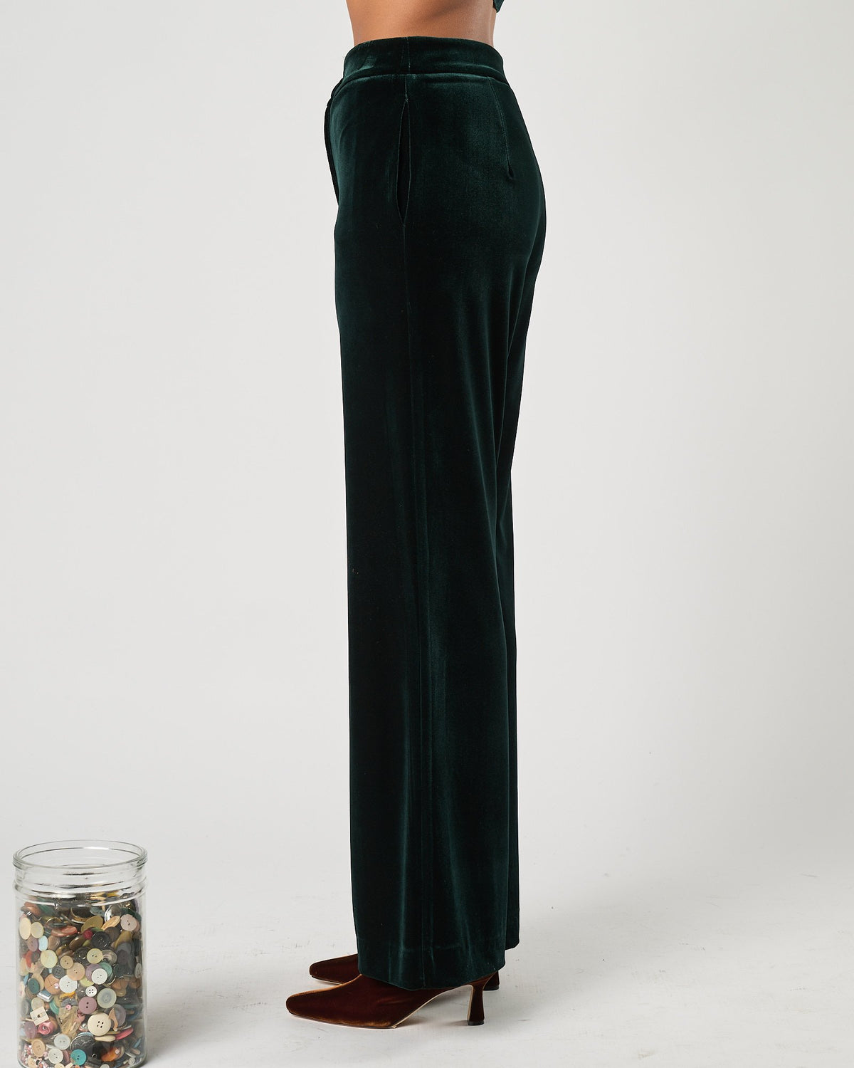 Tailleur Carla Ruiz in velluto liscio verde