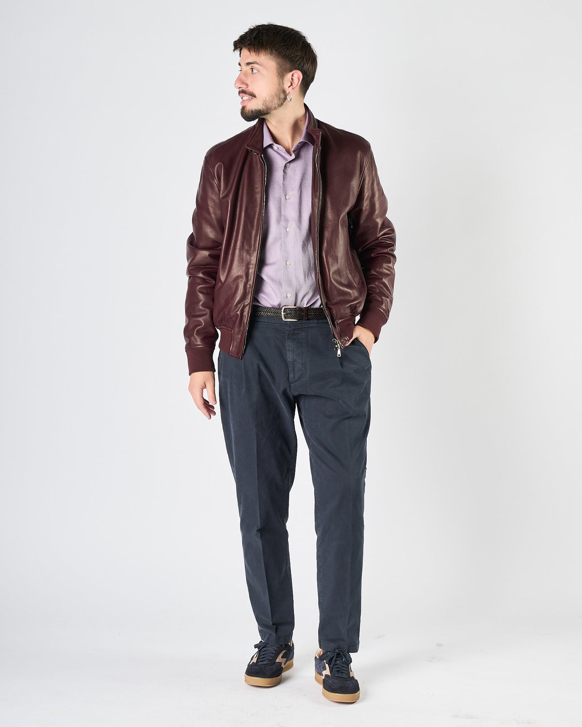 Pantalone A|STORE con una pence blu
