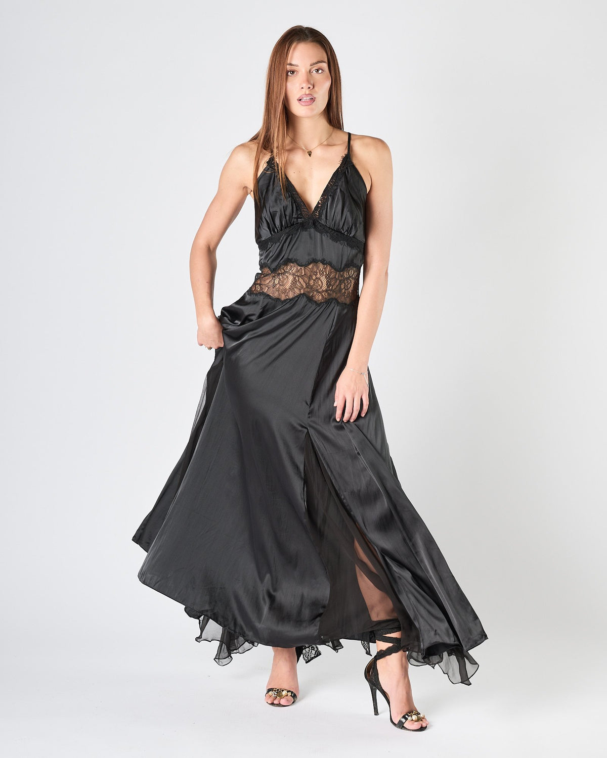Abito Mes Demoiselles in satin lungo con pizzo nero