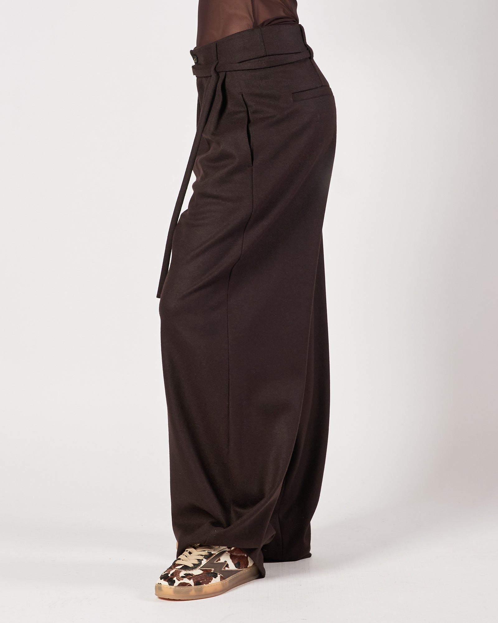 Pantalone Tela9 con pences caffè