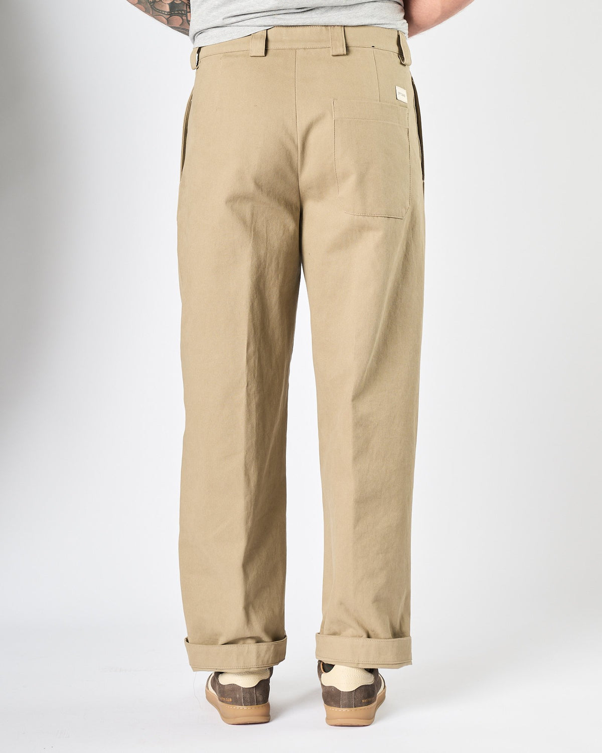 Pantalone Officina36 in cotone gamba larga deserto