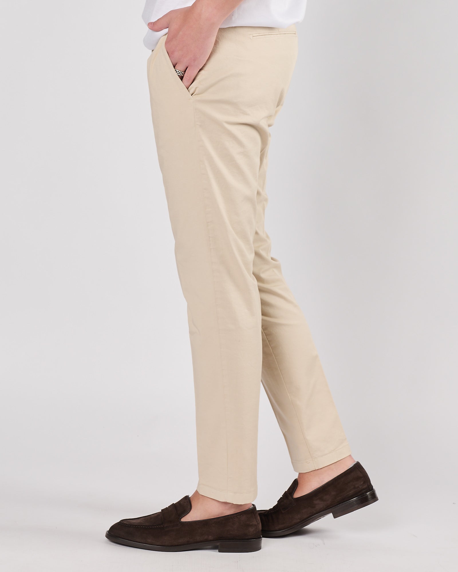 Pantalone A|STORE senza pence sabbia