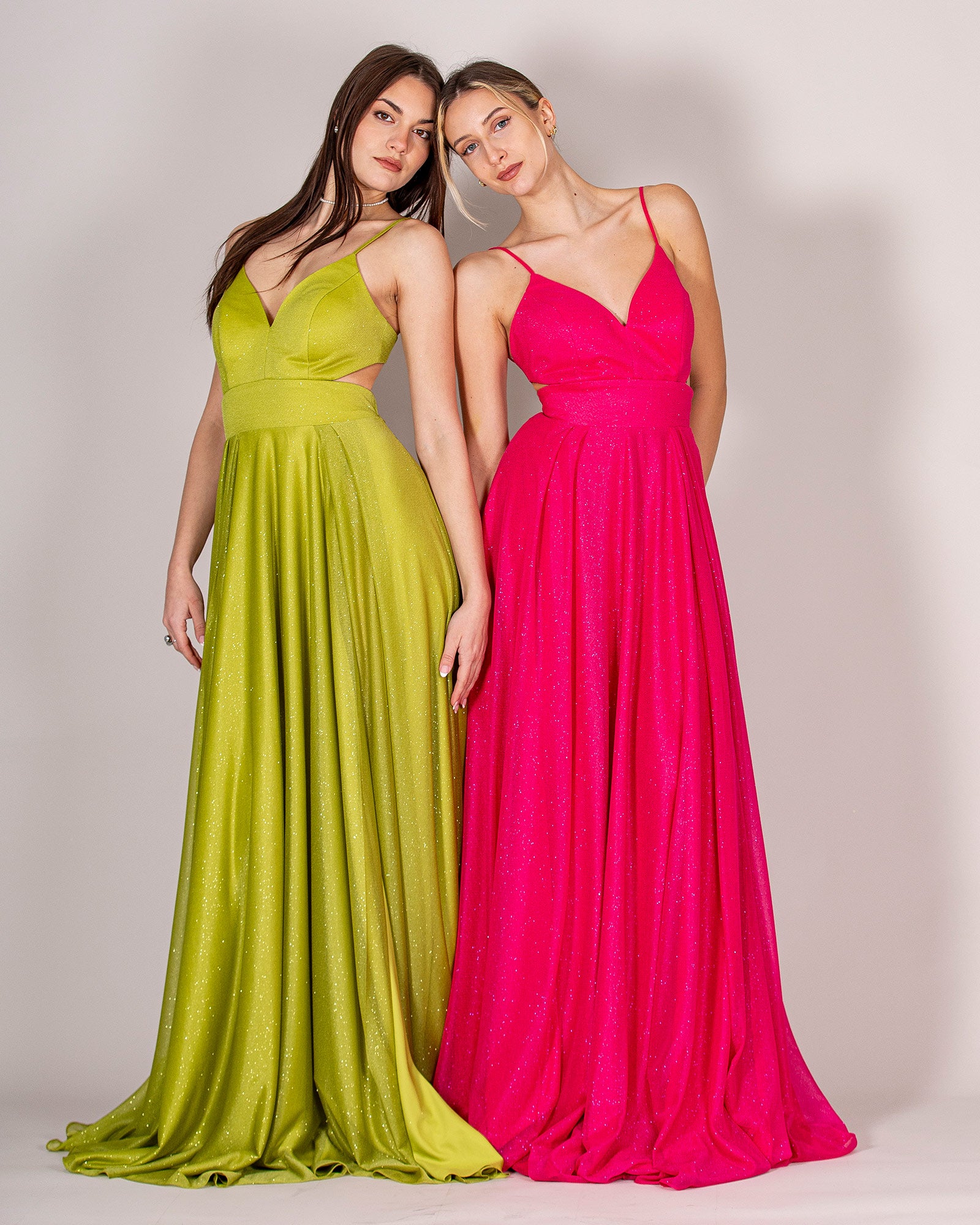 Abito fucsia con stola