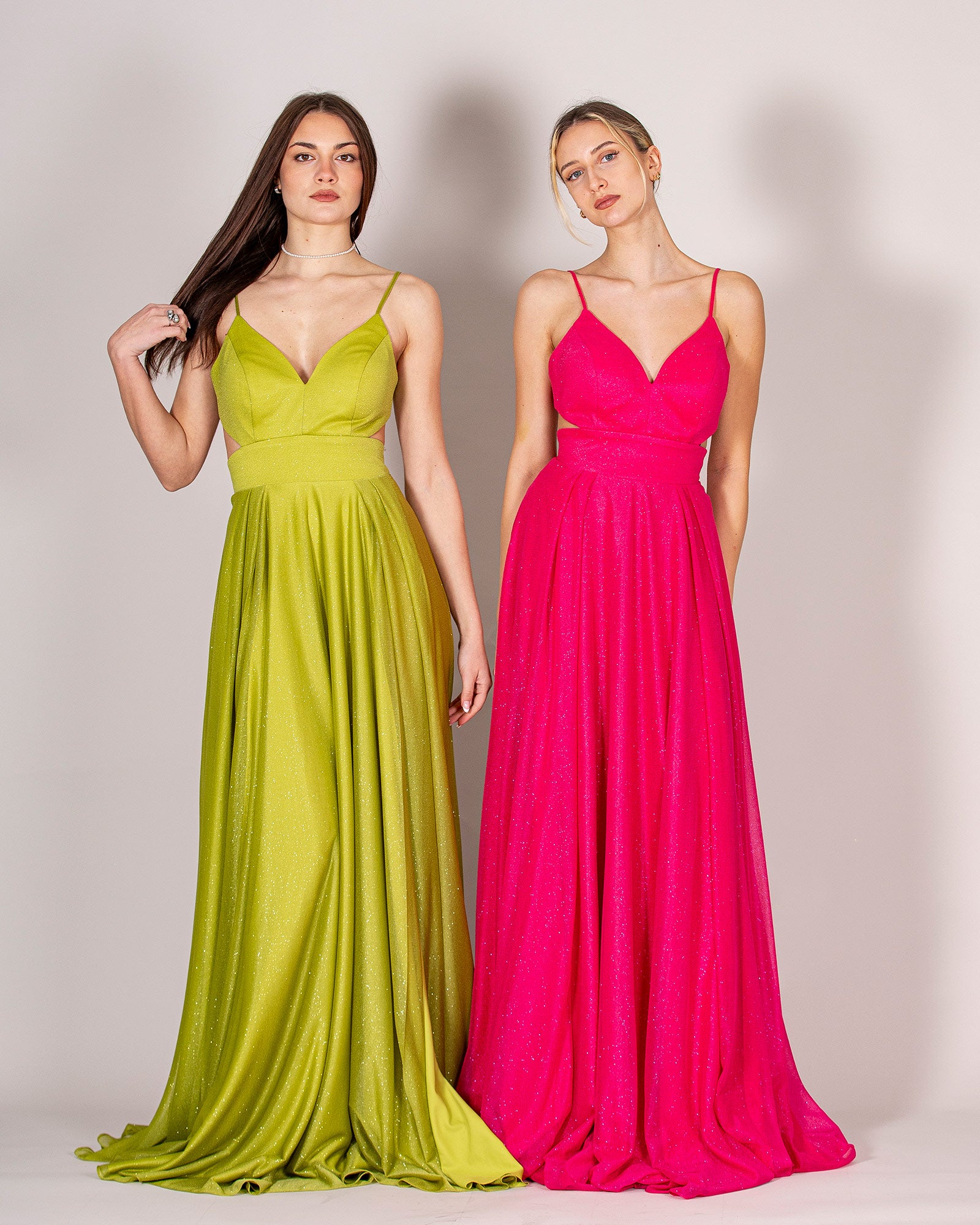 Abito fucsia con stola