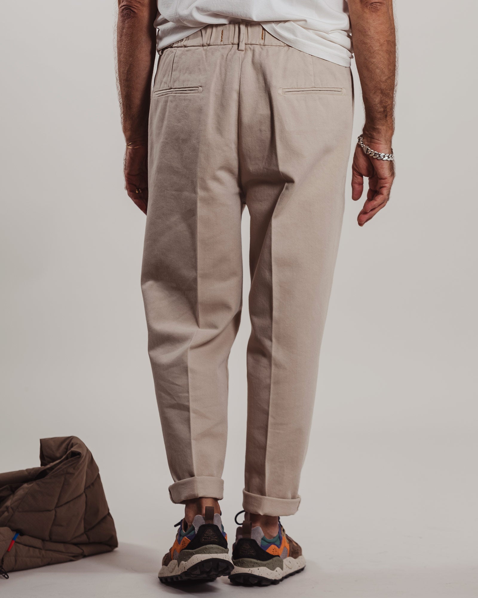 Pantalone Bonheur con pences beige