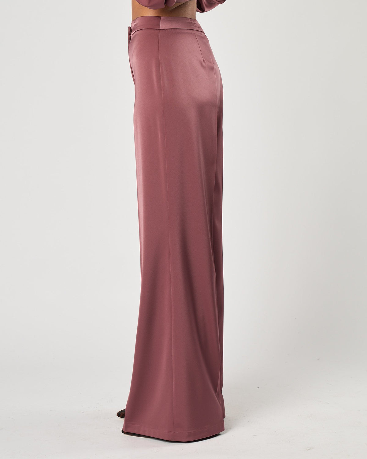 Pantalone Silence in satin wine