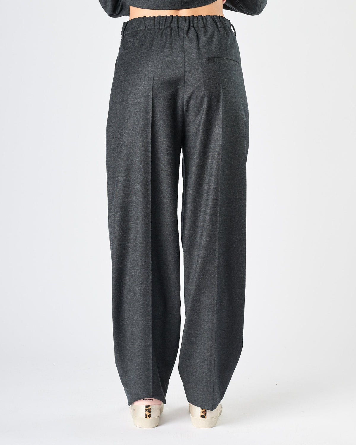 Pantalone Tela9 con pence carbone