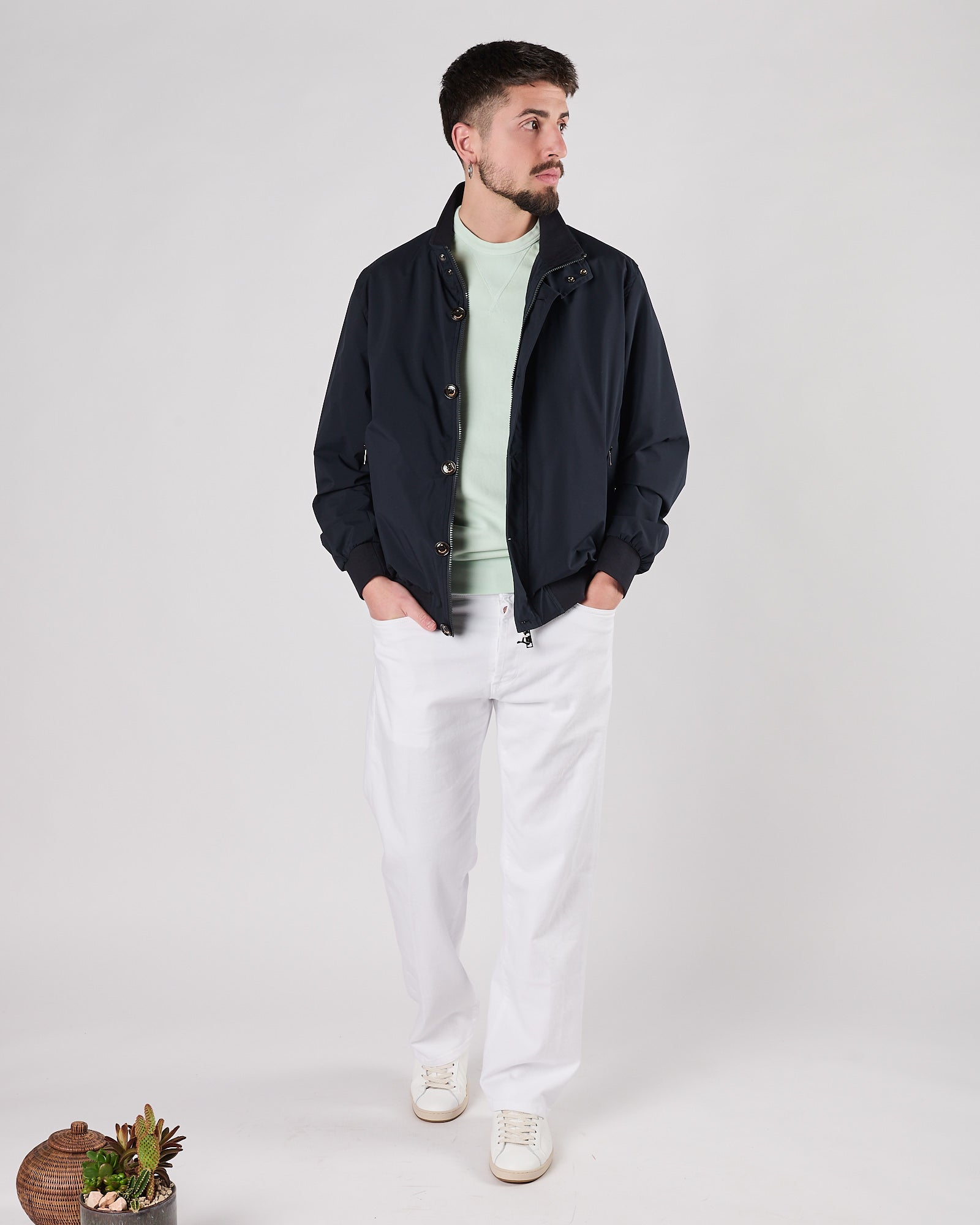 Giacchetto Onthebund con bottoni e zip blu