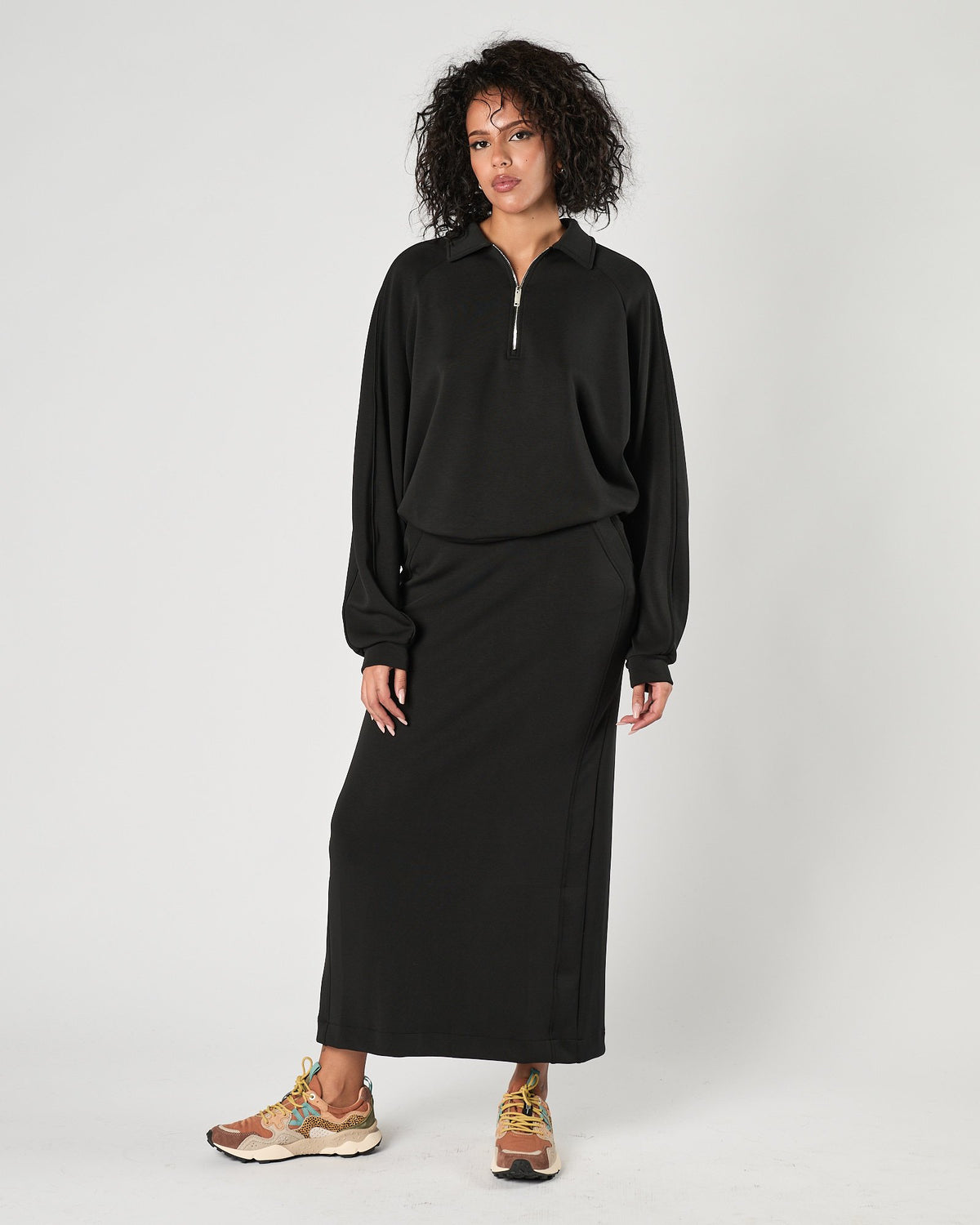 Felpa Woc con zip nera