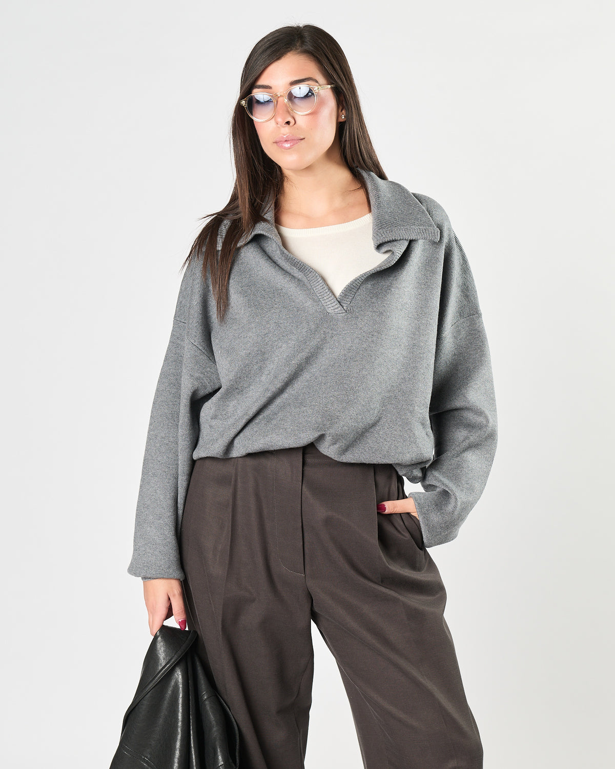 Maglia Eleh scollo V grigia