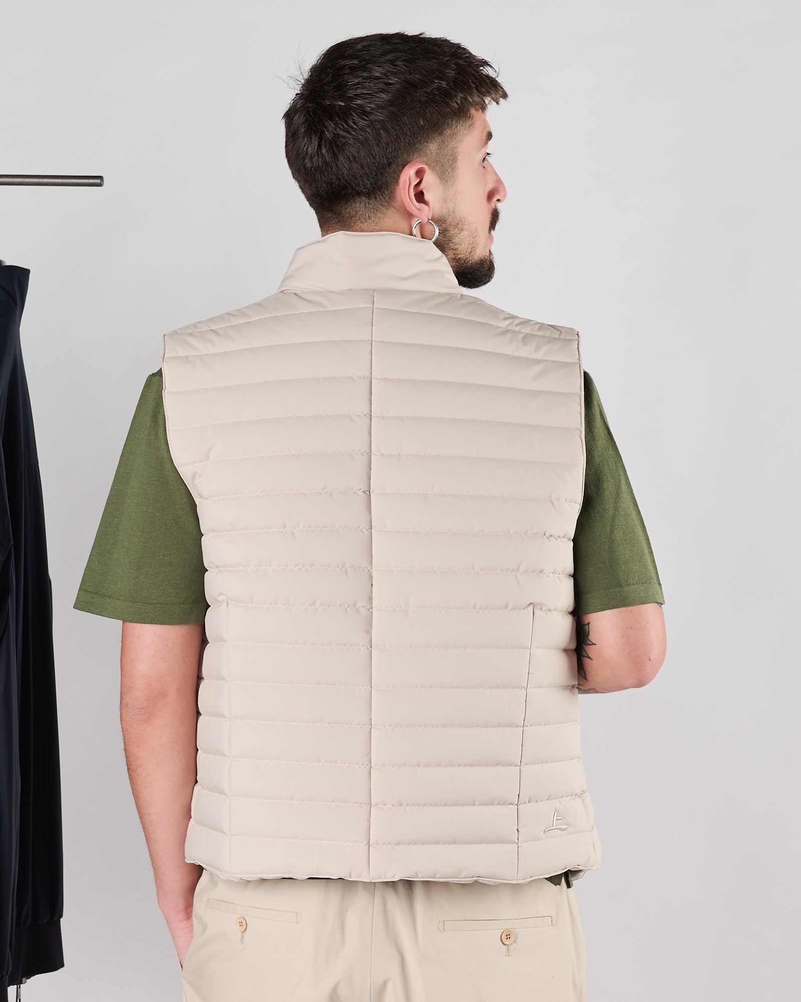 Gilet Onthebund con bottoni imbottito beige
