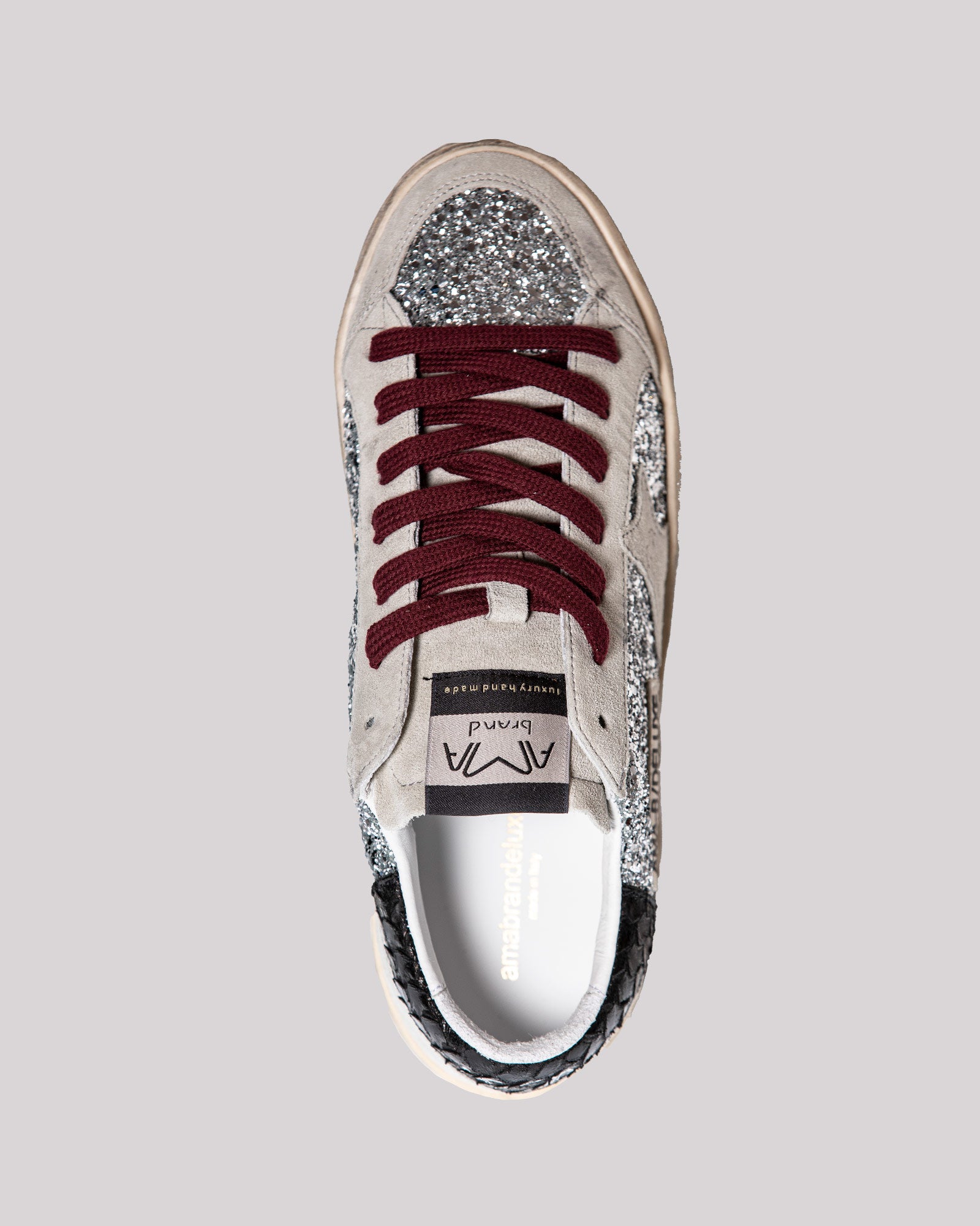 Sneaker Ama Brand con glitter silver