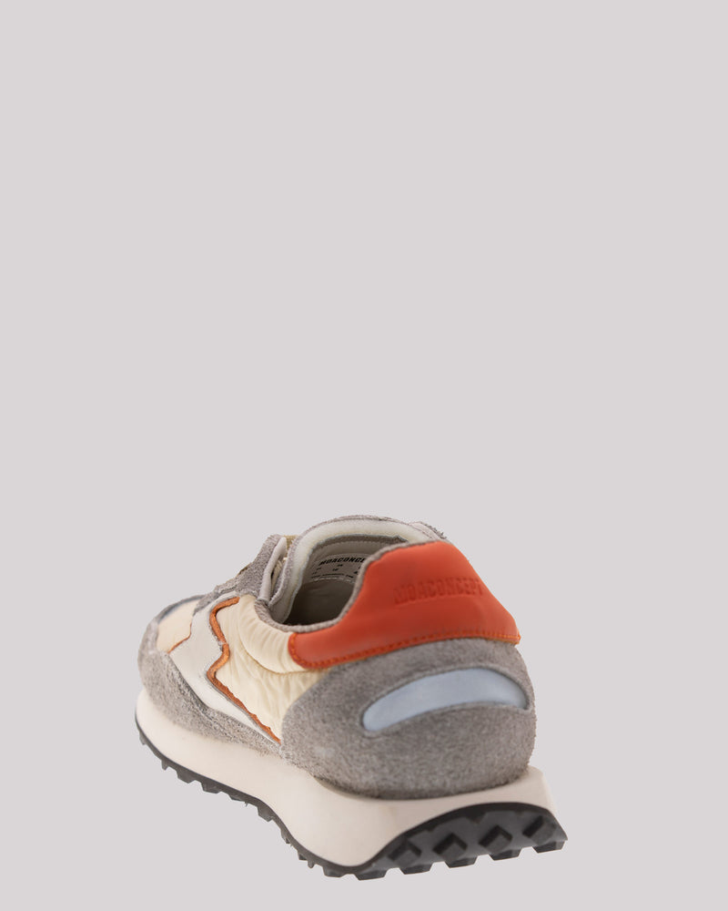 Sneaker Moaconcept in nylon e suede grigio effetto sporcatoe arancio