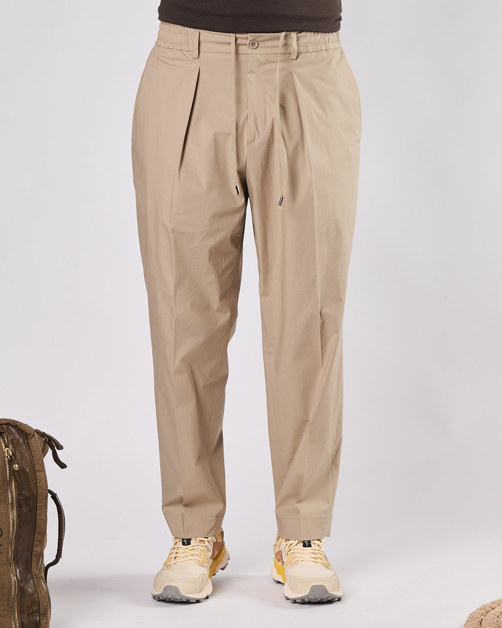 Pantalone A|STORE con pence nocciola