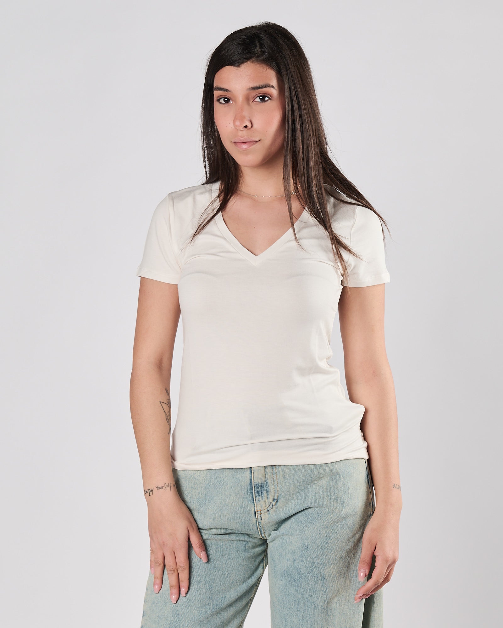 T-shirt Majestic scollo v manica corta crema