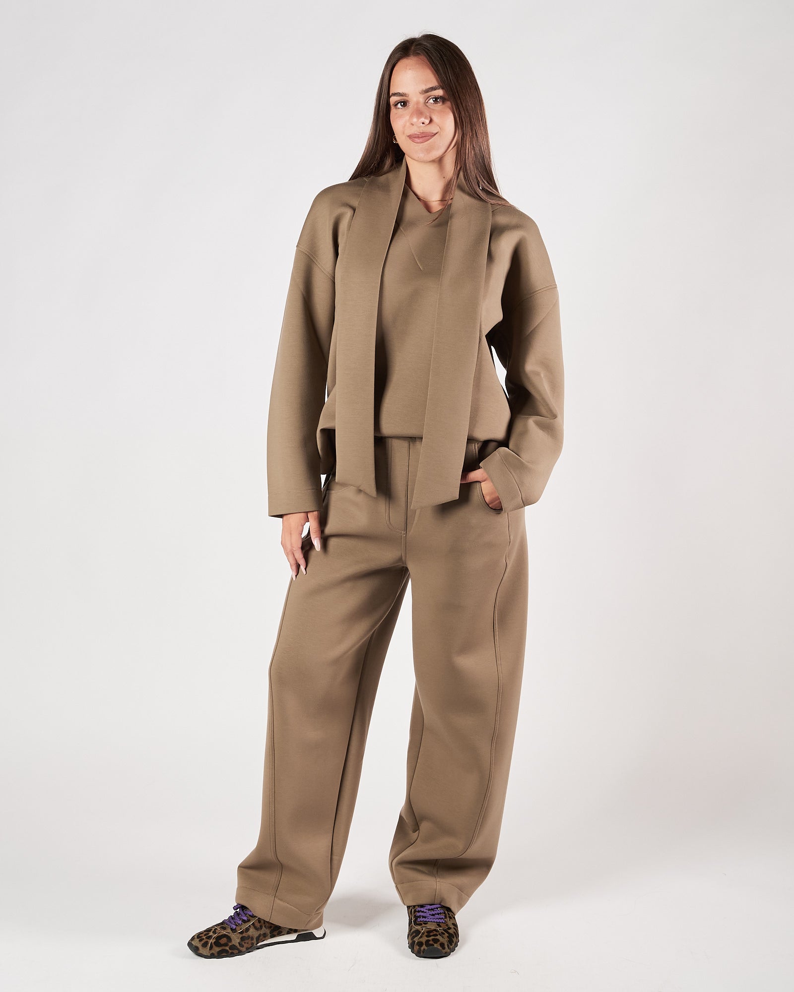 Pantalone Tela9 largo in jersey fango