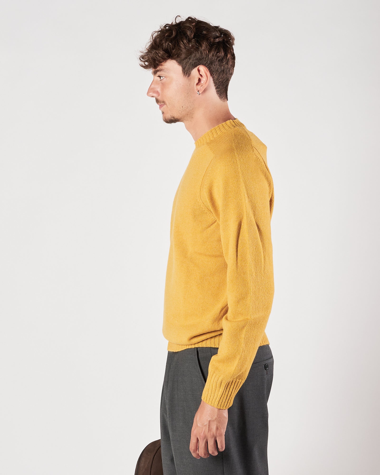 Maglia A|STORE in lana girocollo giallo