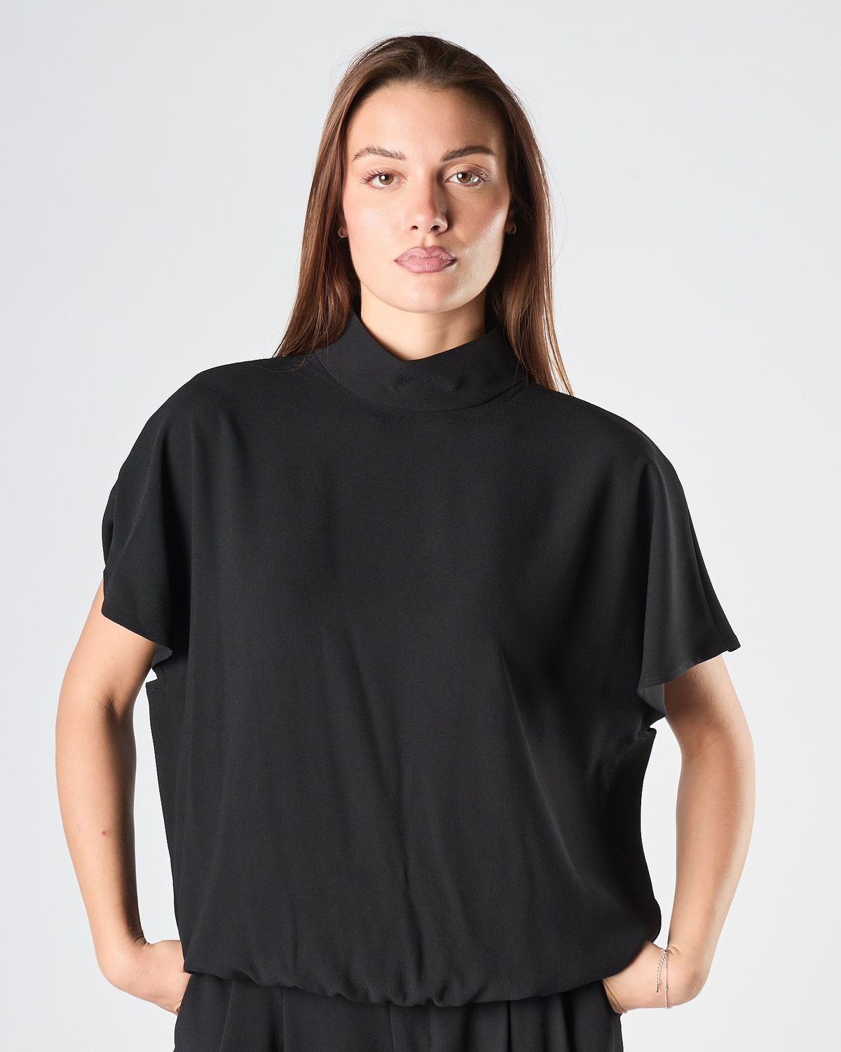 Blusa Eleh scollo schiena nera