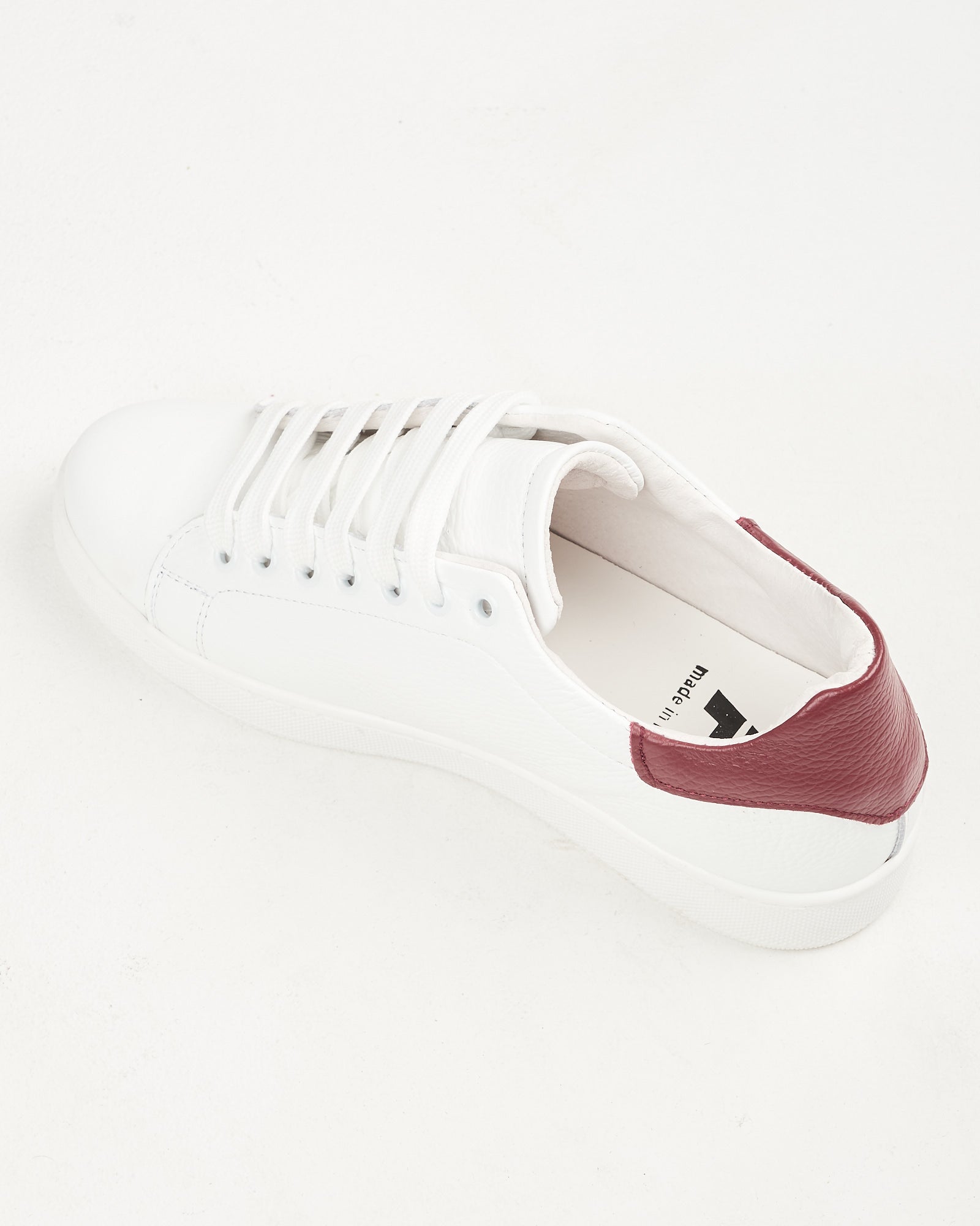 Sneaker A|STORE bianca con talloncino cuoio