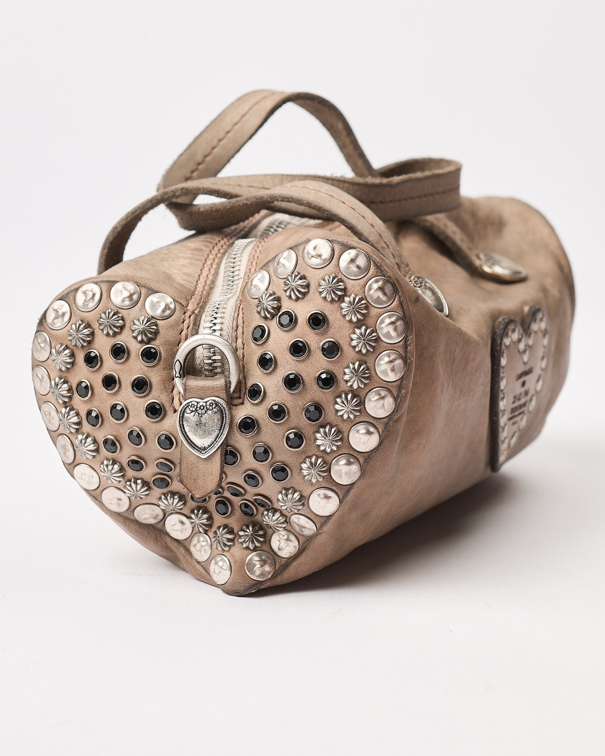 Borsa Campomaggi Dolly in pelle grigia cuore borchie e strass