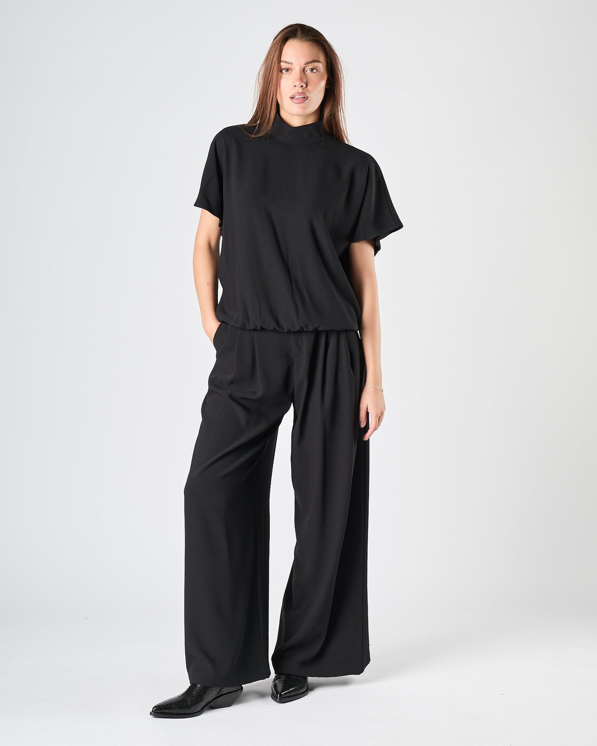 Blusa Eleh scollo schiena nera