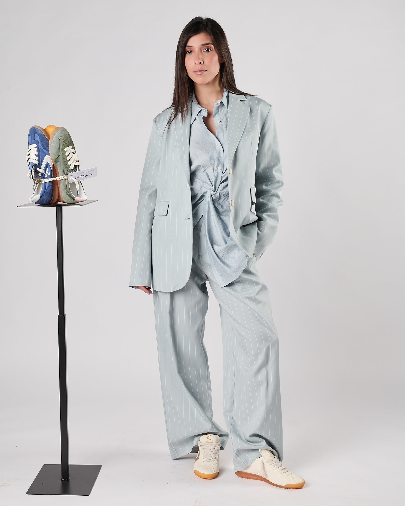 Pantalone Eleh morbido gessato celeste