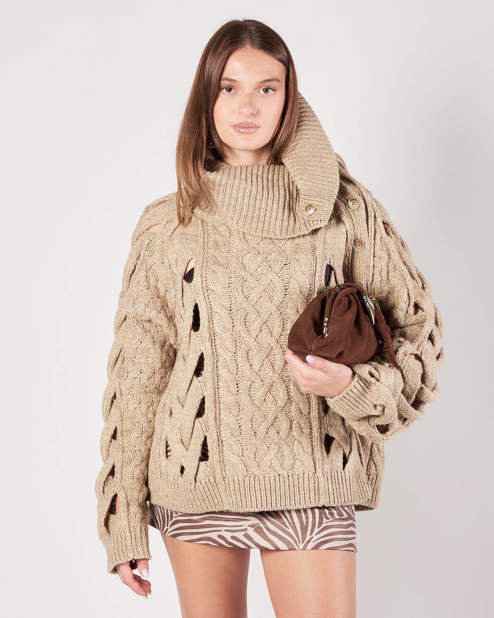 Maglia Mes Demoiselles over biege con trecce traforata