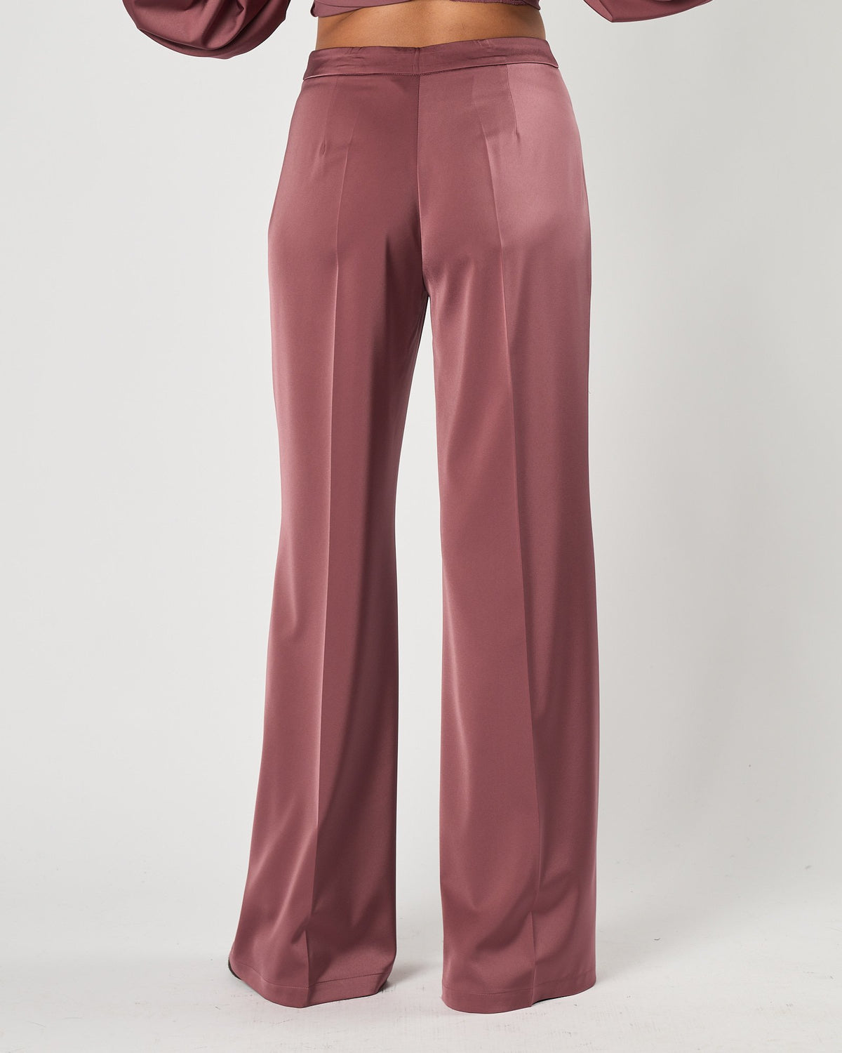 Pantalone Silence in satin wine