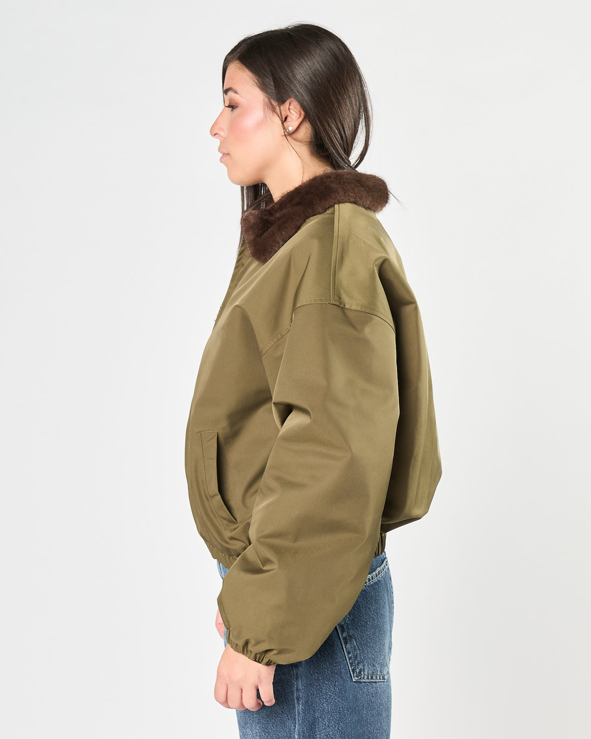 Bomber Eleh  militare con ecopelliccia cioccolato