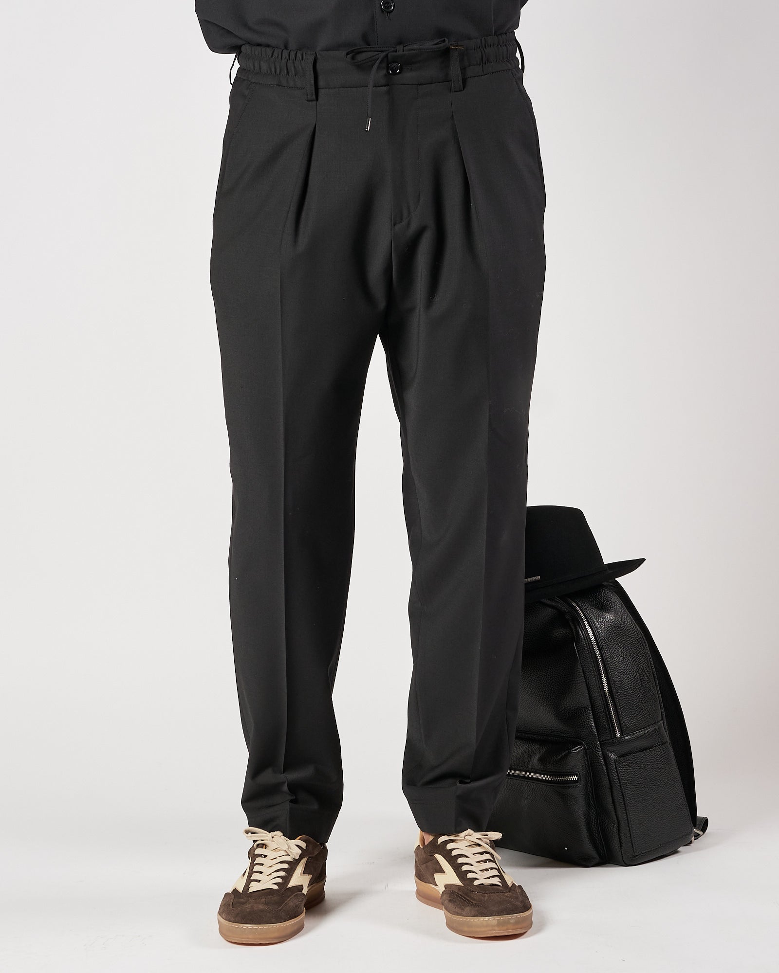 Pantalone A|STORE uomo in lana con pences nero