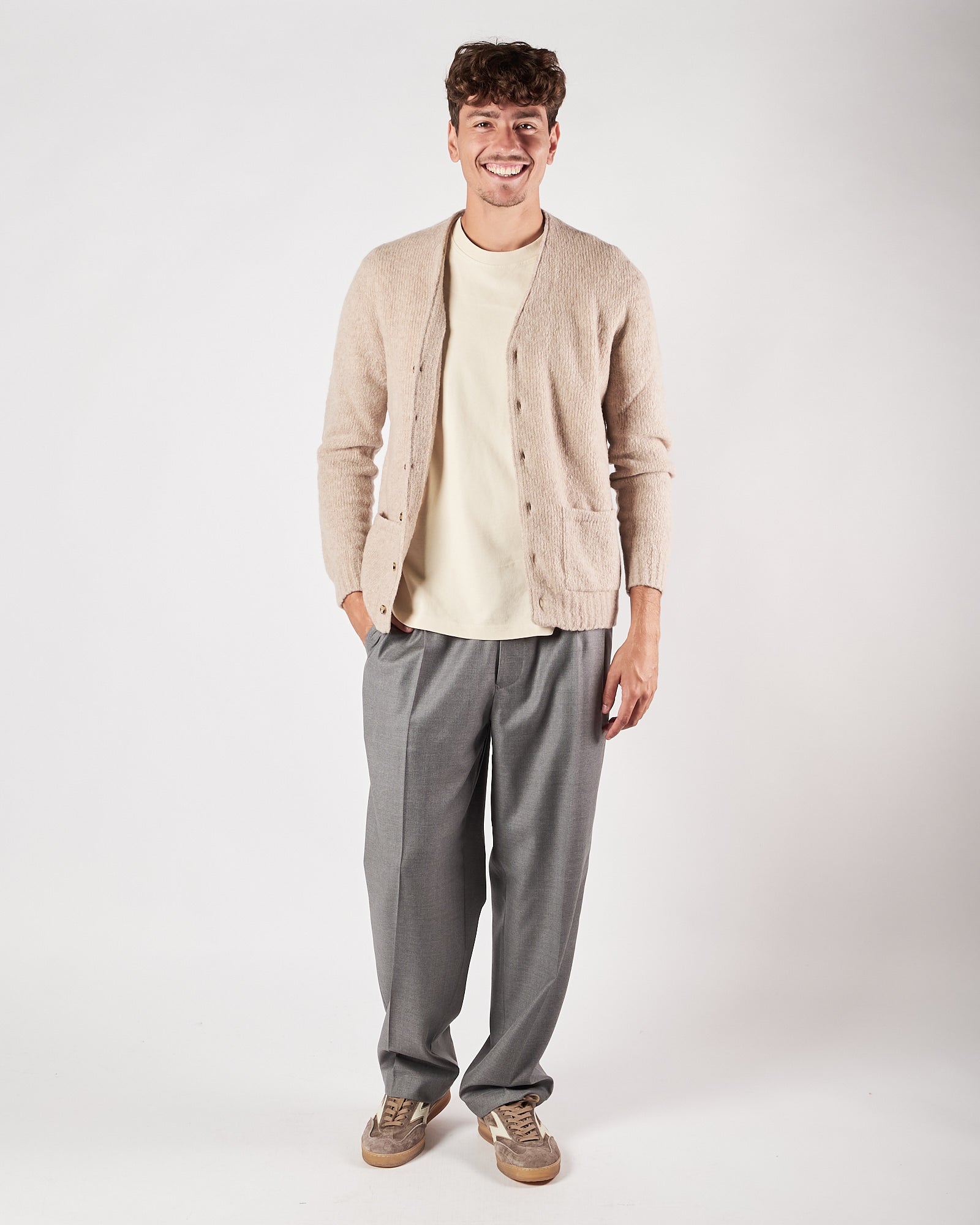 Cardigan A|STORE con bottoni beige